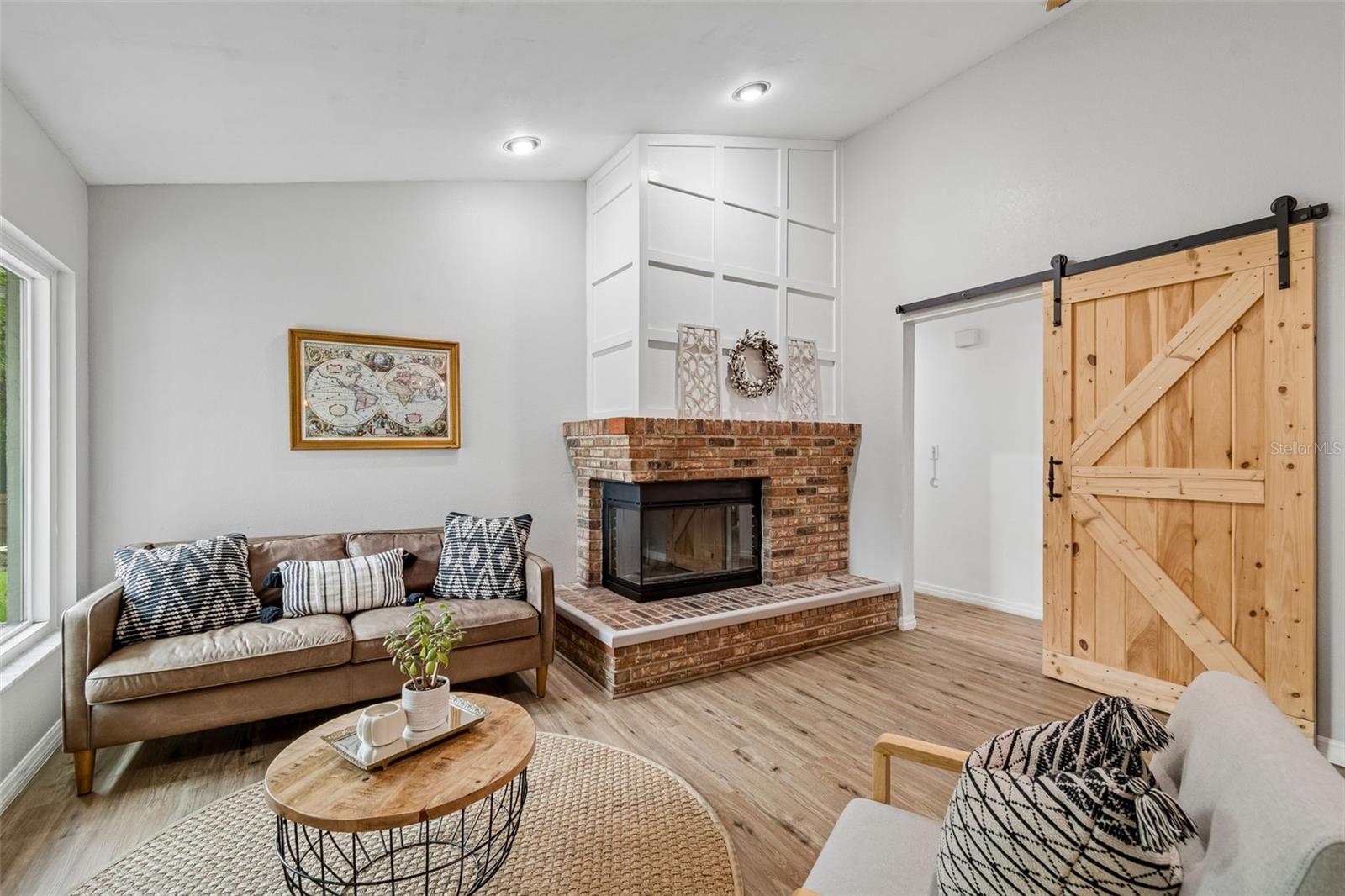 3607 LITHIA RIDGE BLVD