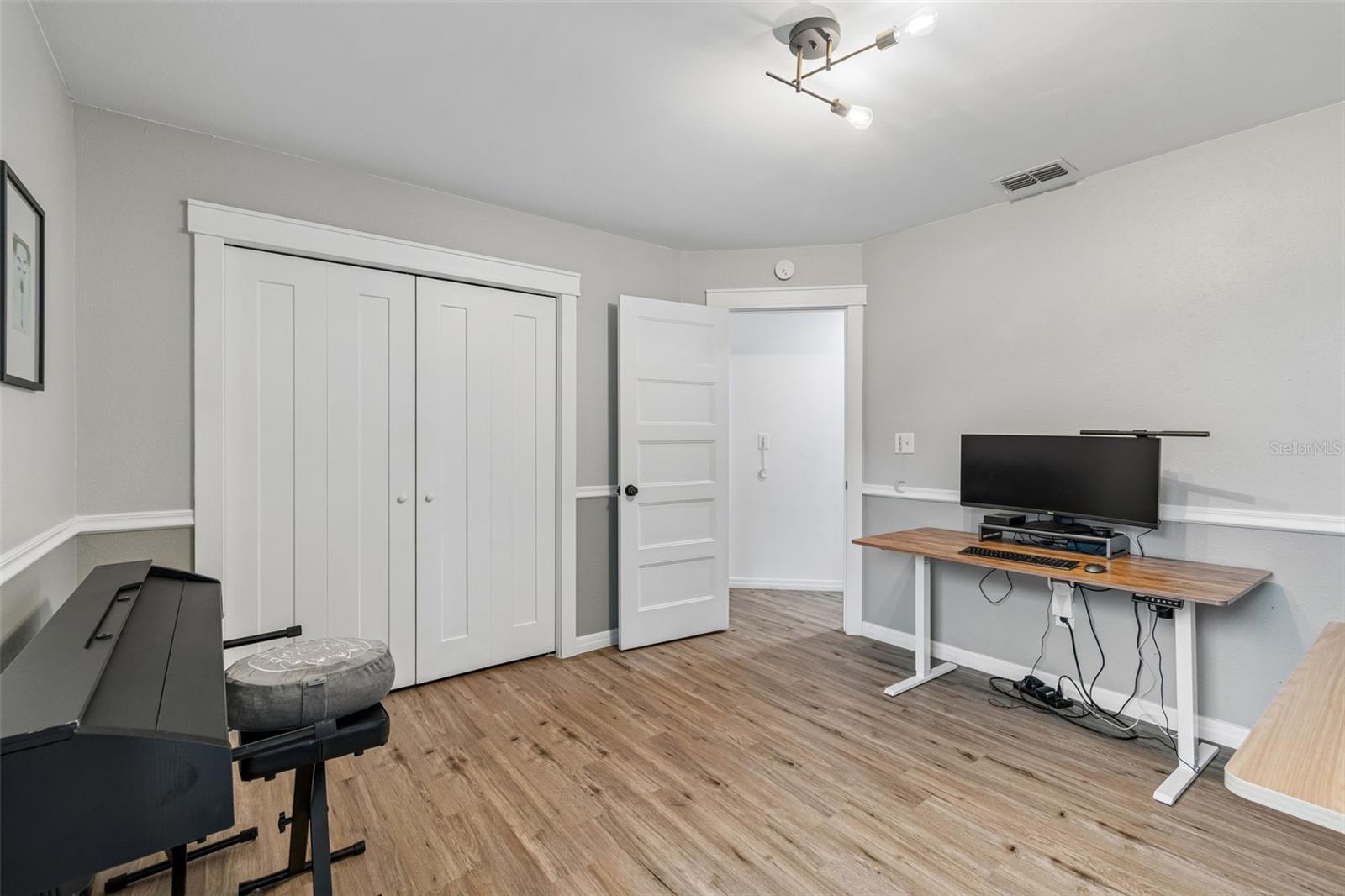 3607 LITHIA RIDGE BLVD