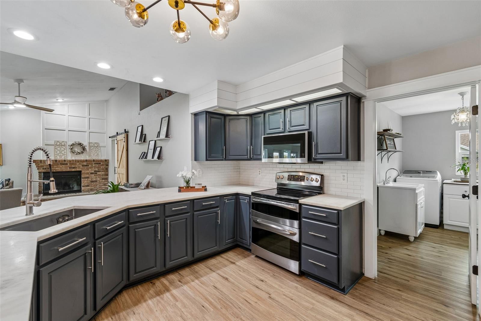 3607 LITHIA RIDGE BLVD