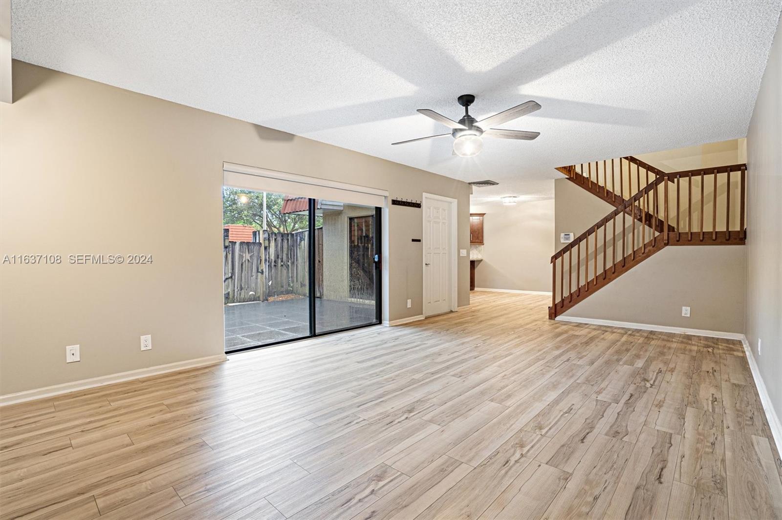 9905 NW 6th Place