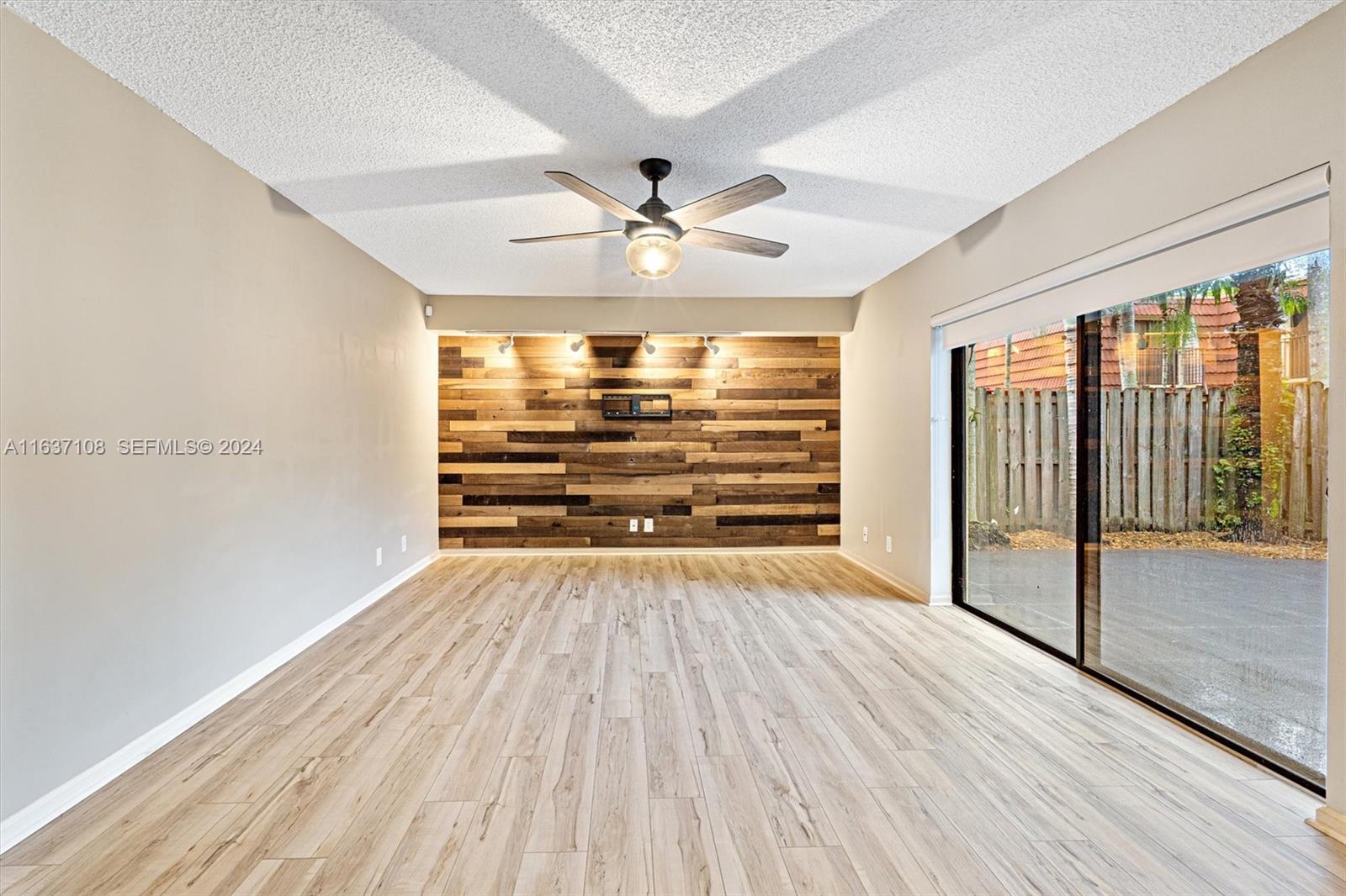 9905 NW 6th Place