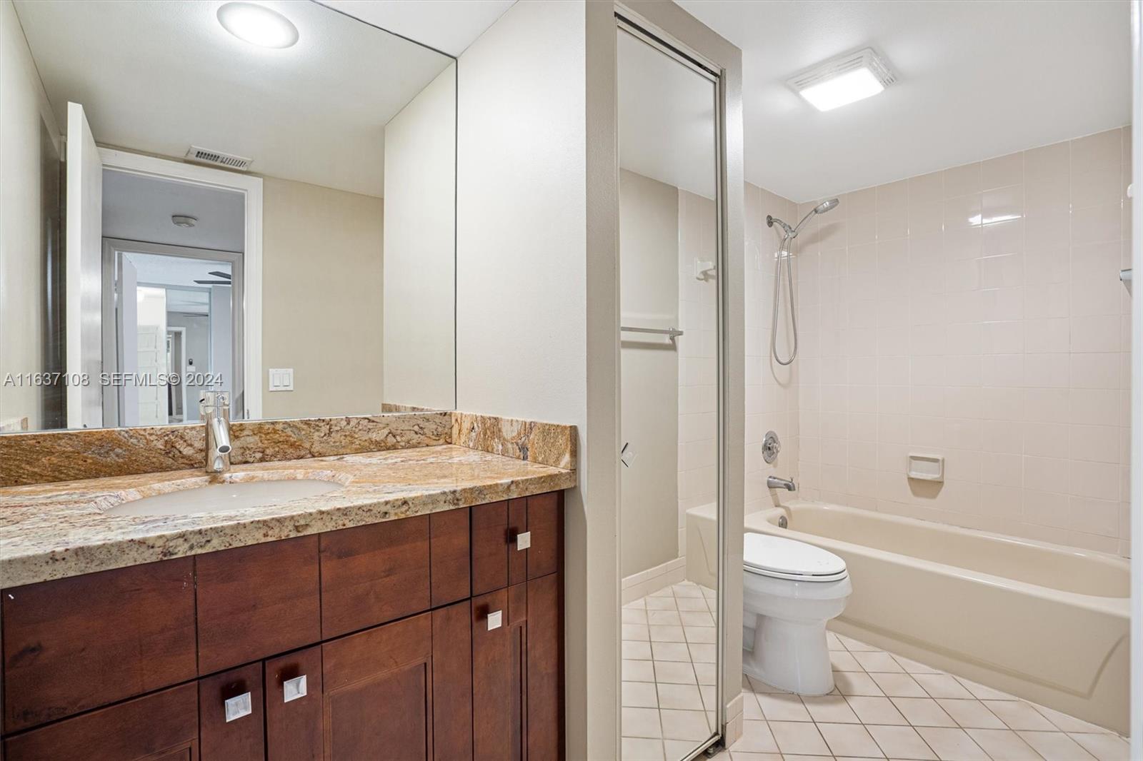 9905 NW 6th Place