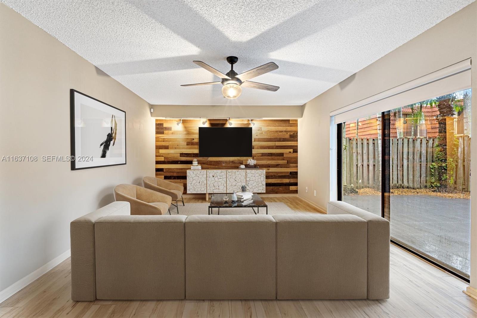 9905 NW 6th Place