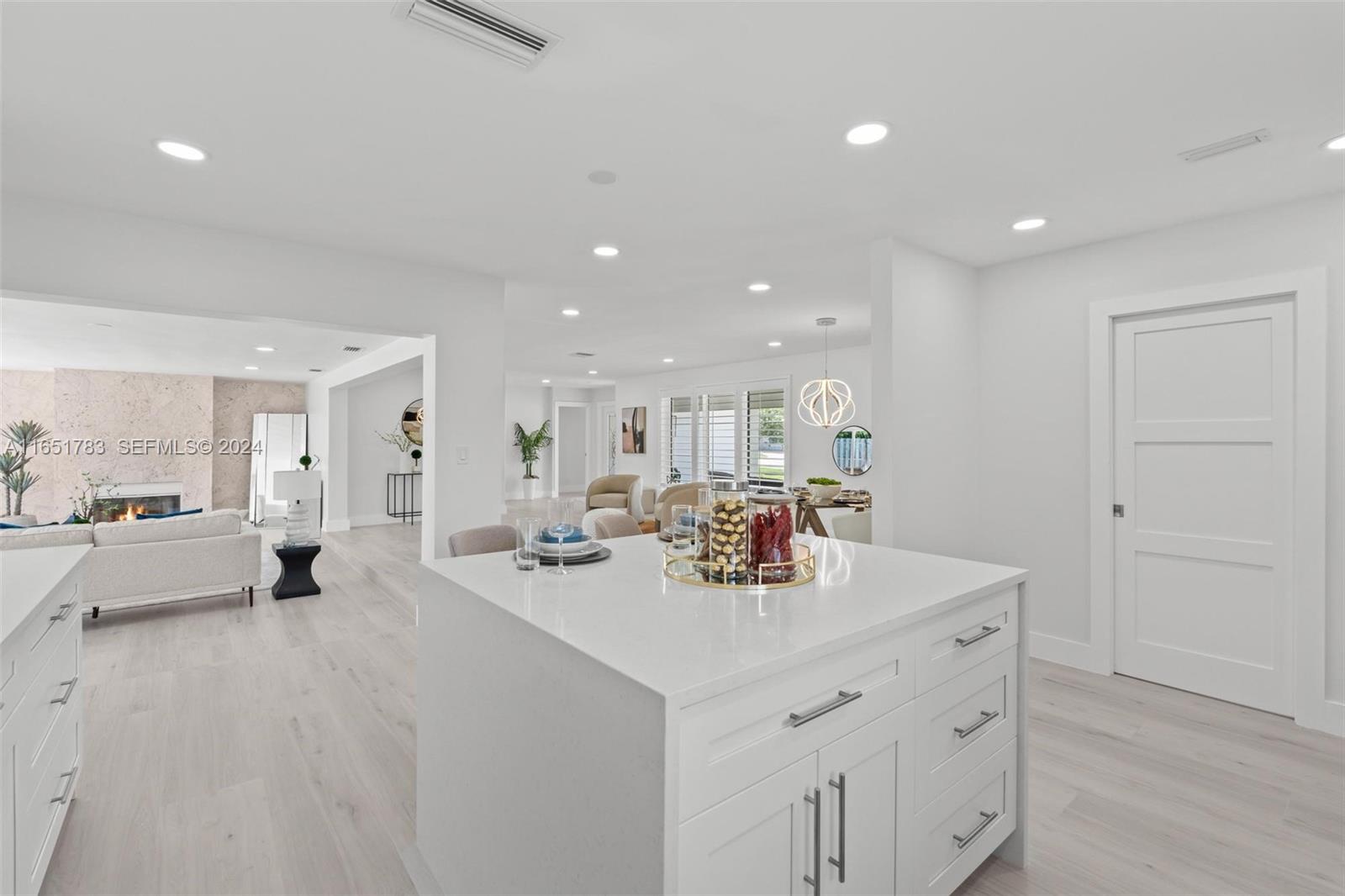 2871 NE 55th Court