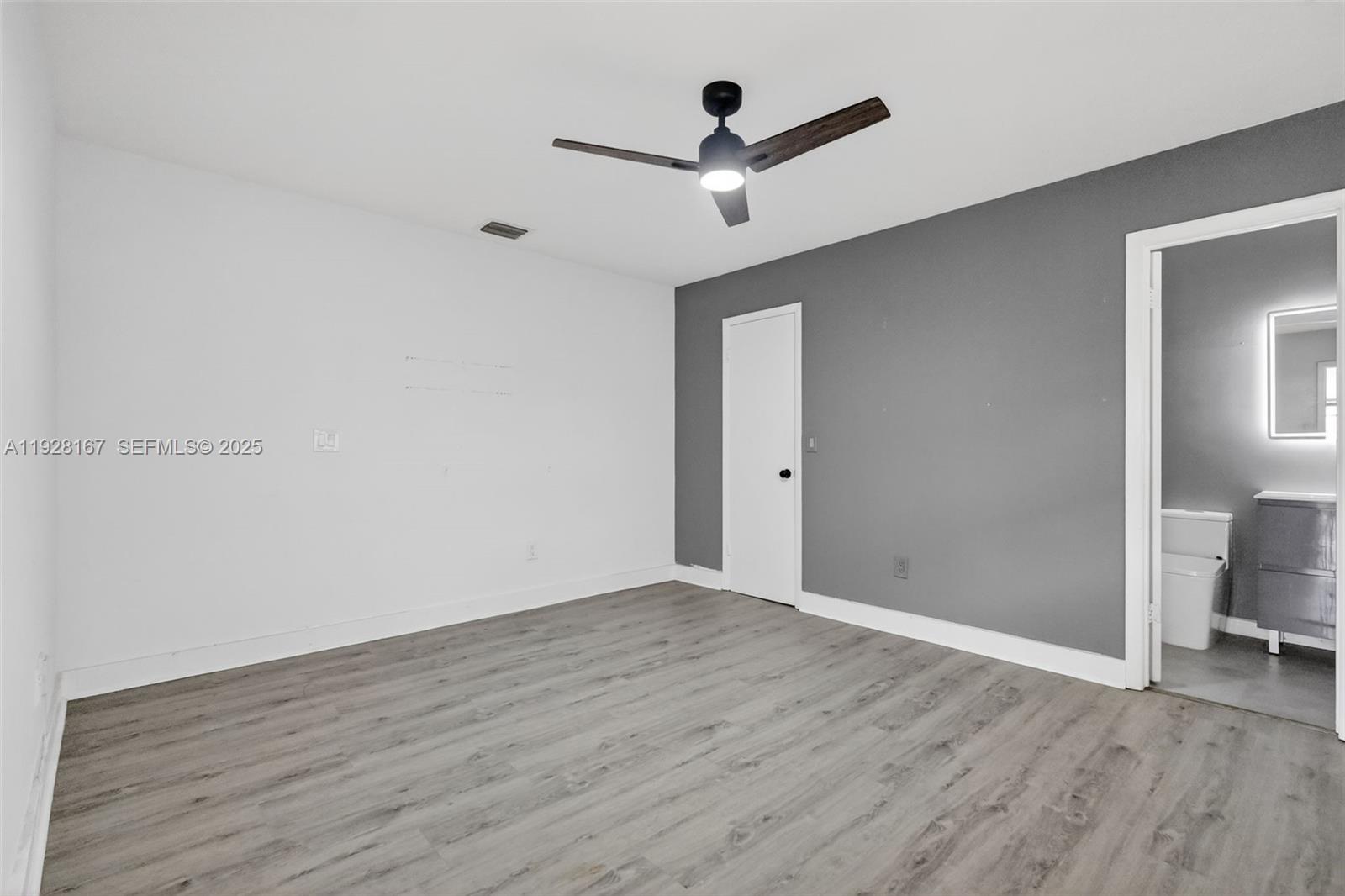 708 SW 10th Street 1