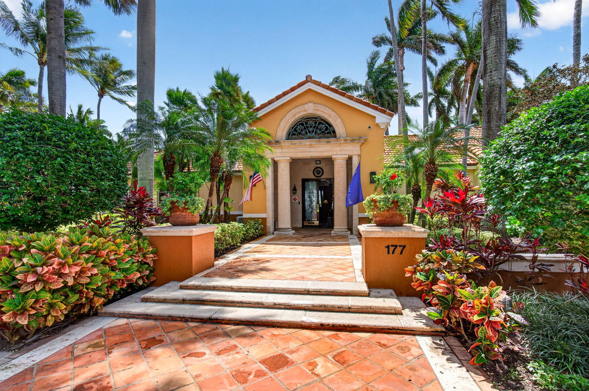 157 Yacht Club Way 303
