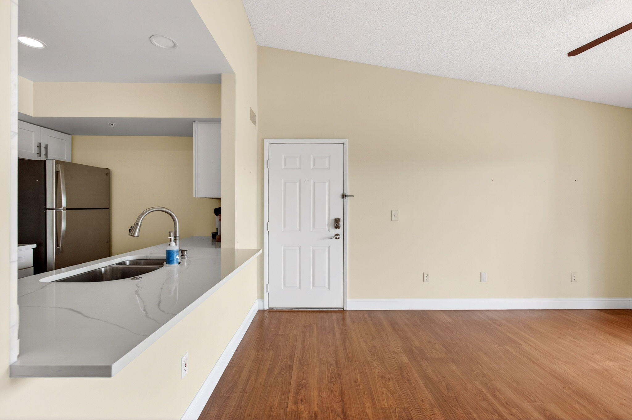 157 Yacht Club Way 303