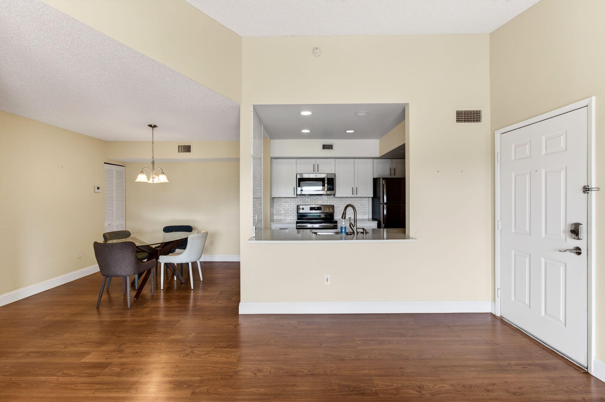 157 Yacht Club Way 303