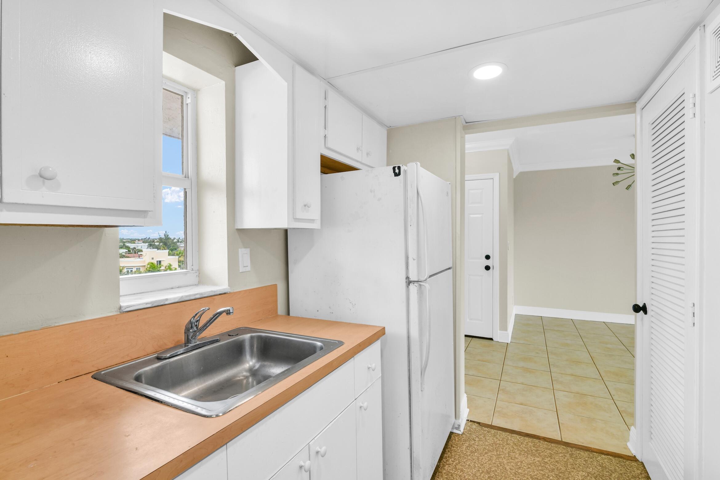 3201 NE 14th Street Causeway 708