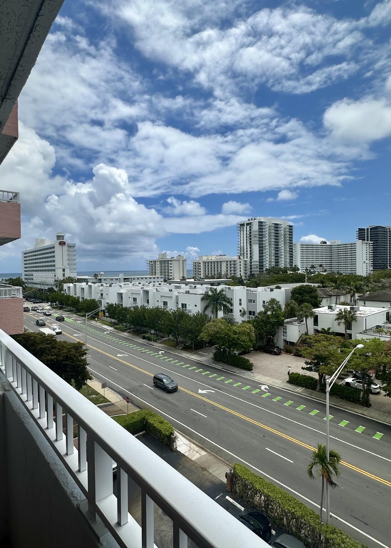 3201 NE 14th Street Causeway 708