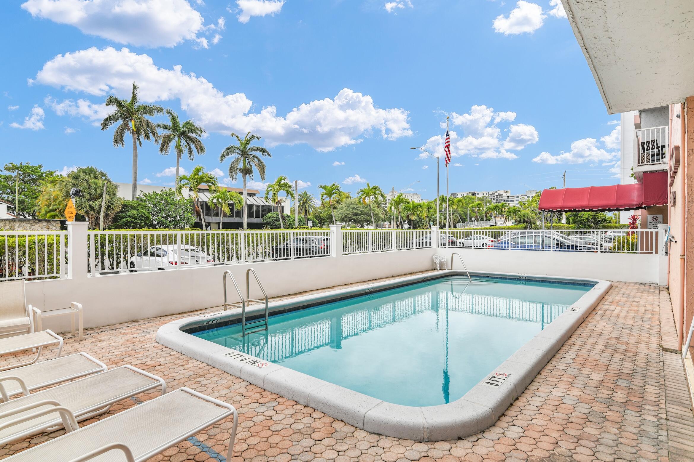 3201 NE 14th Street Causeway 708