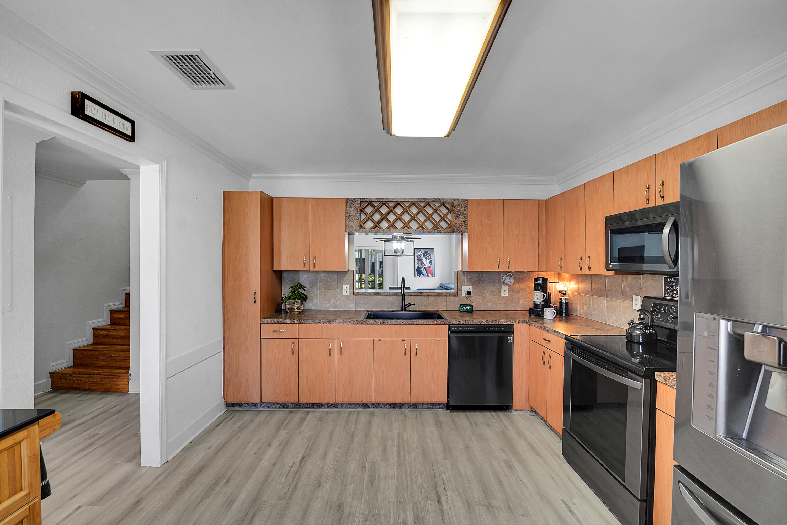 9499 NW 42nd Street