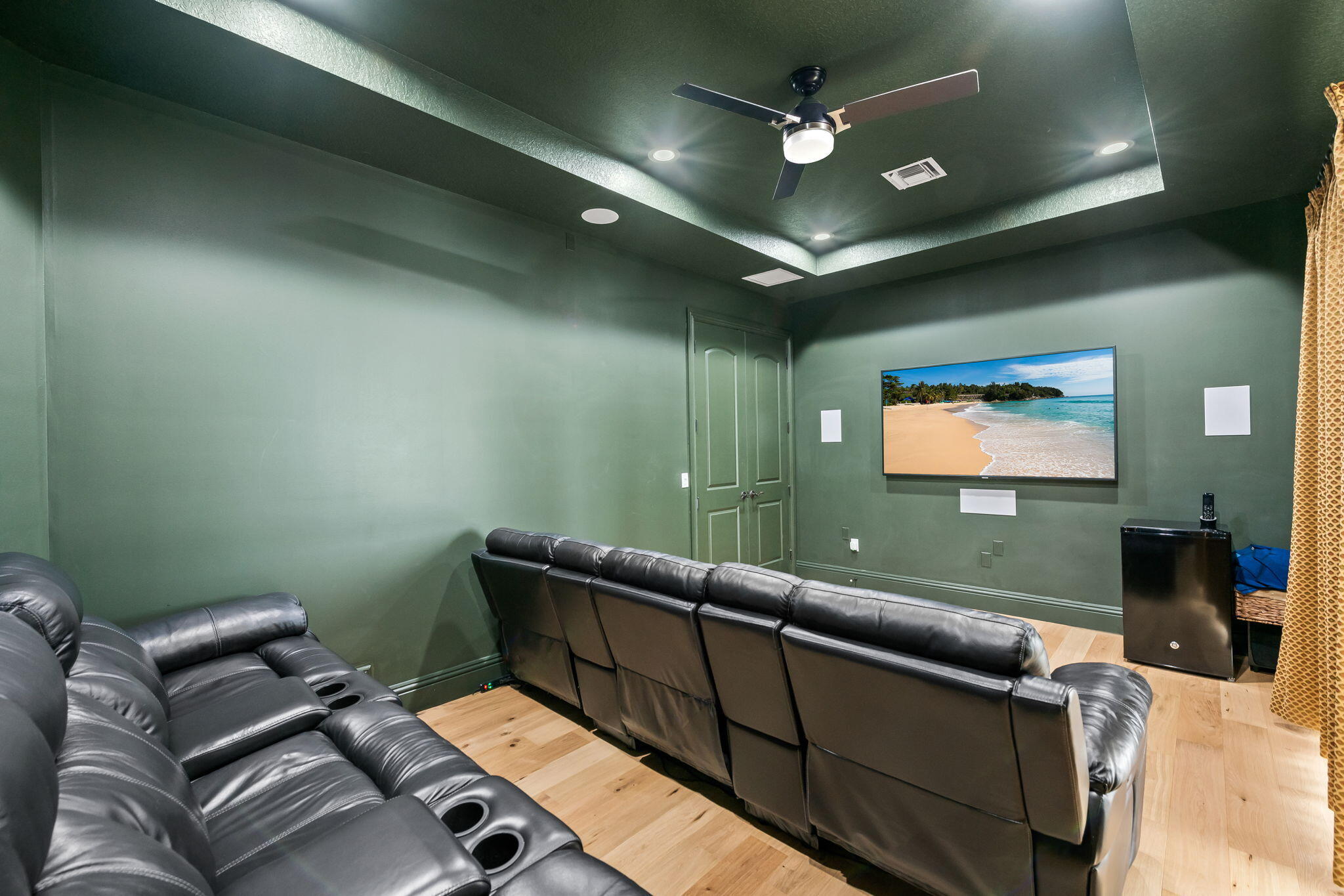 1261 NE 27th Way