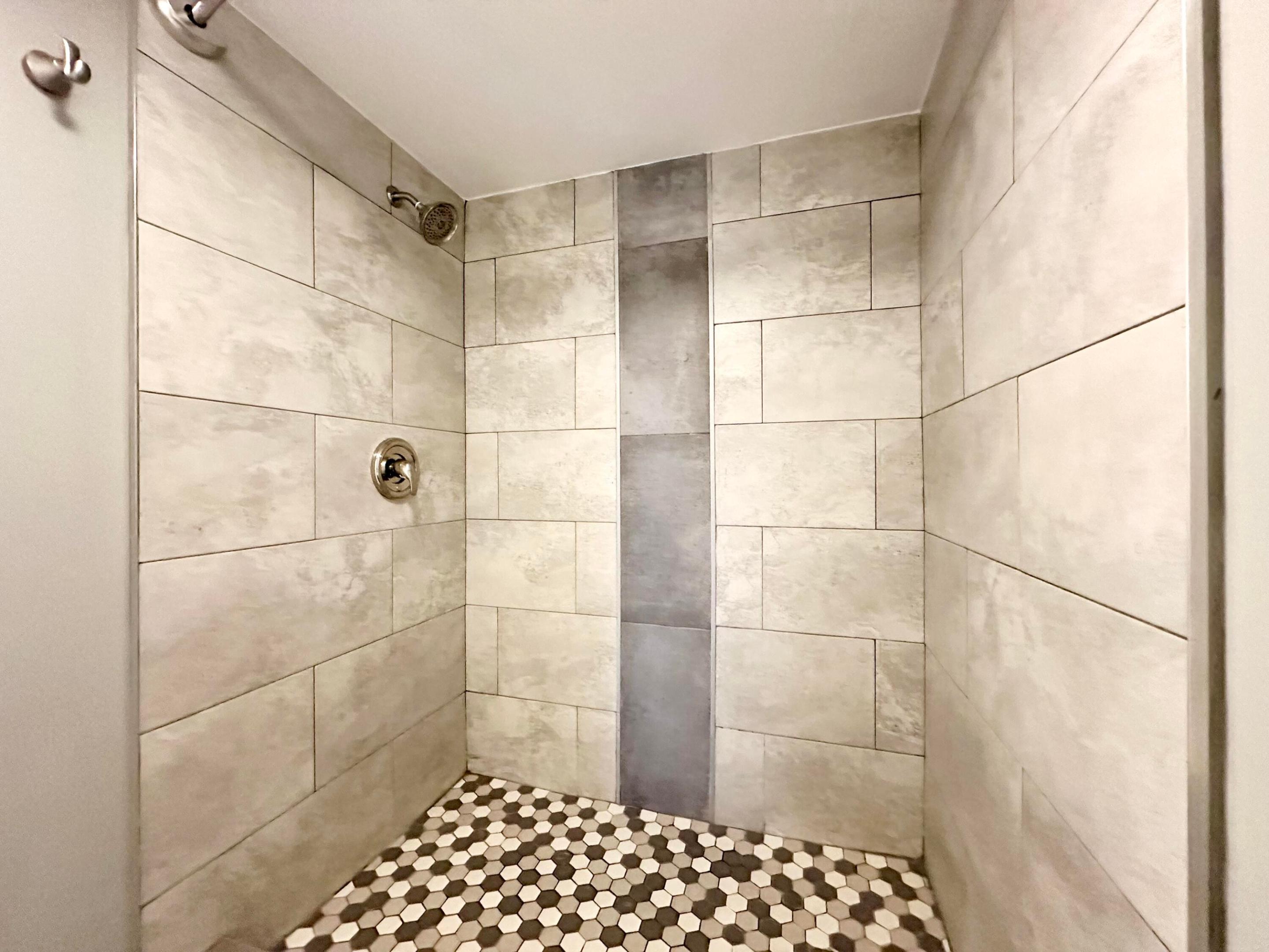 2800 Palmwood Terrace 2210