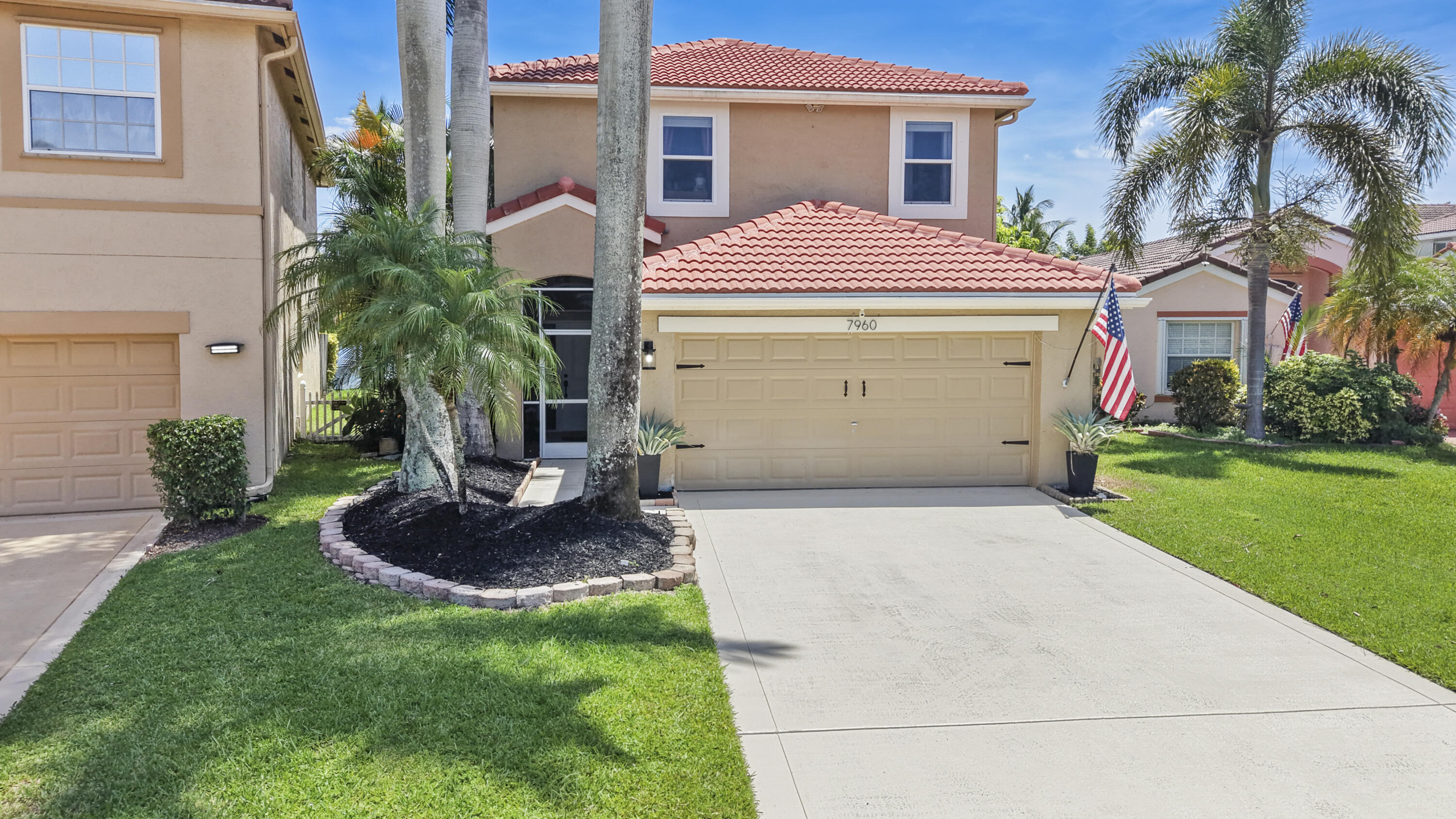 7960 La Rose Court