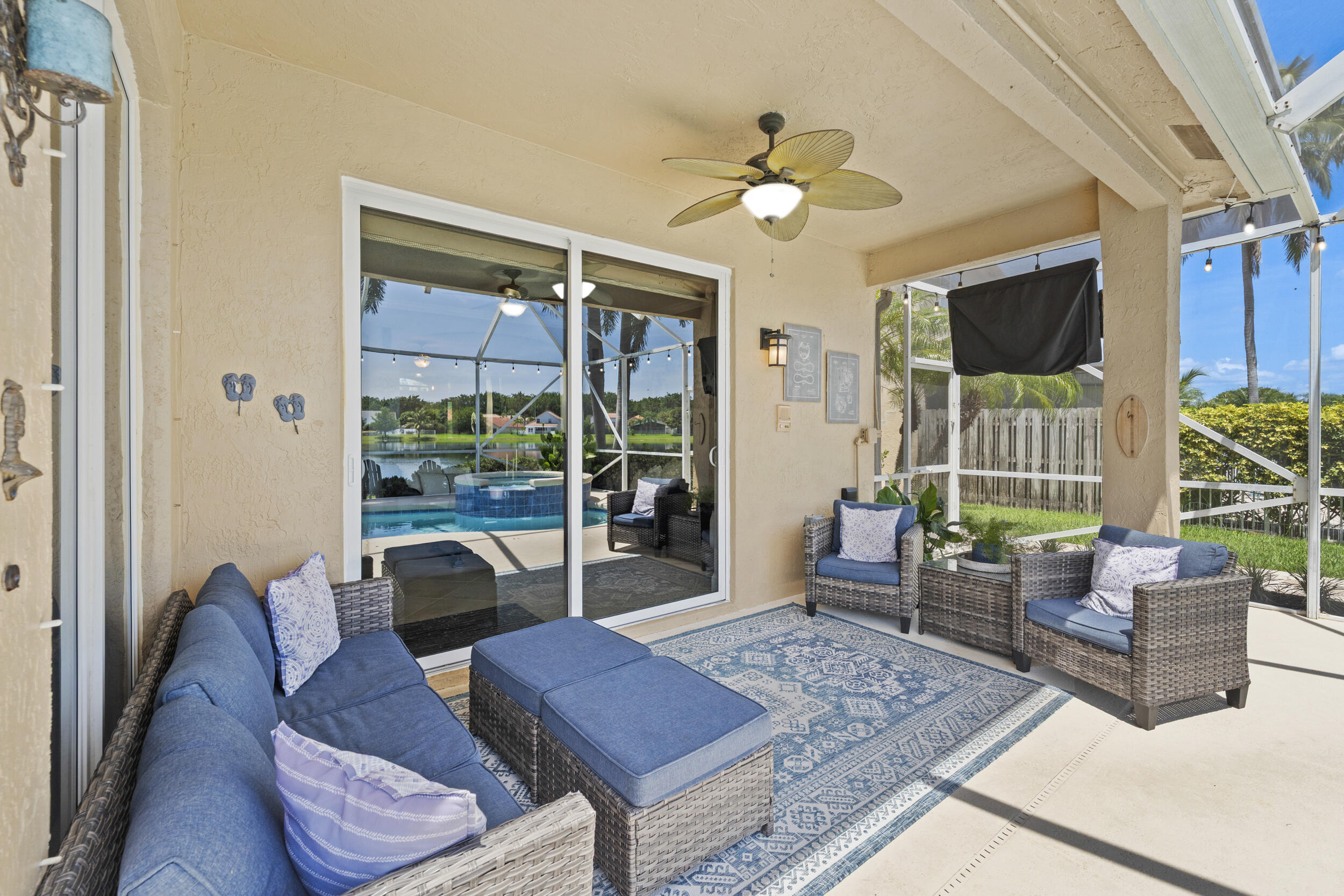 7960 La Rose Court