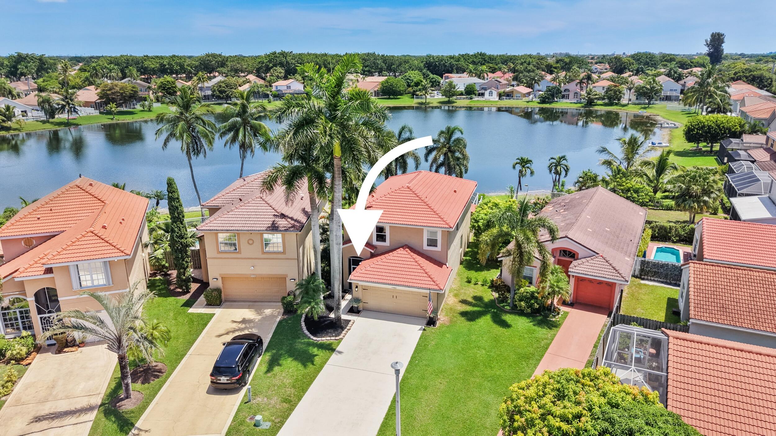 7960 La Rose Court