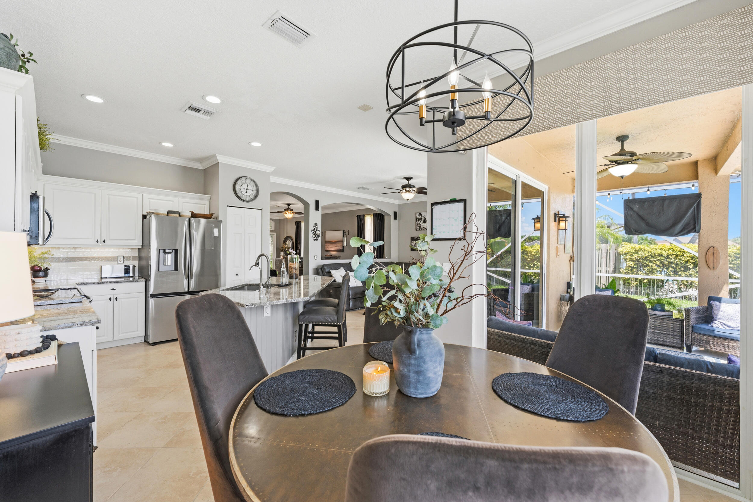 7960 La Rose Court