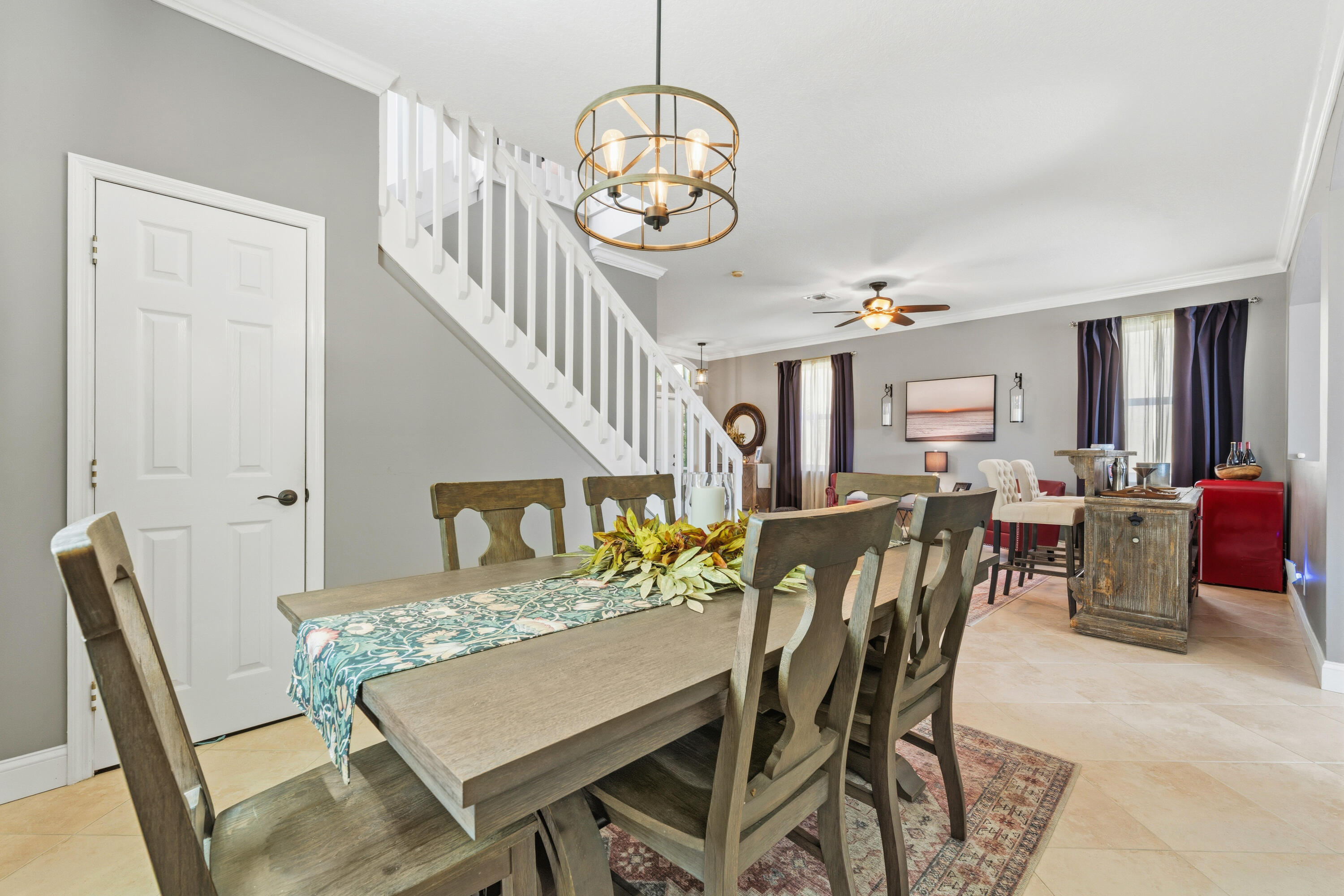 7960 La Rose Court