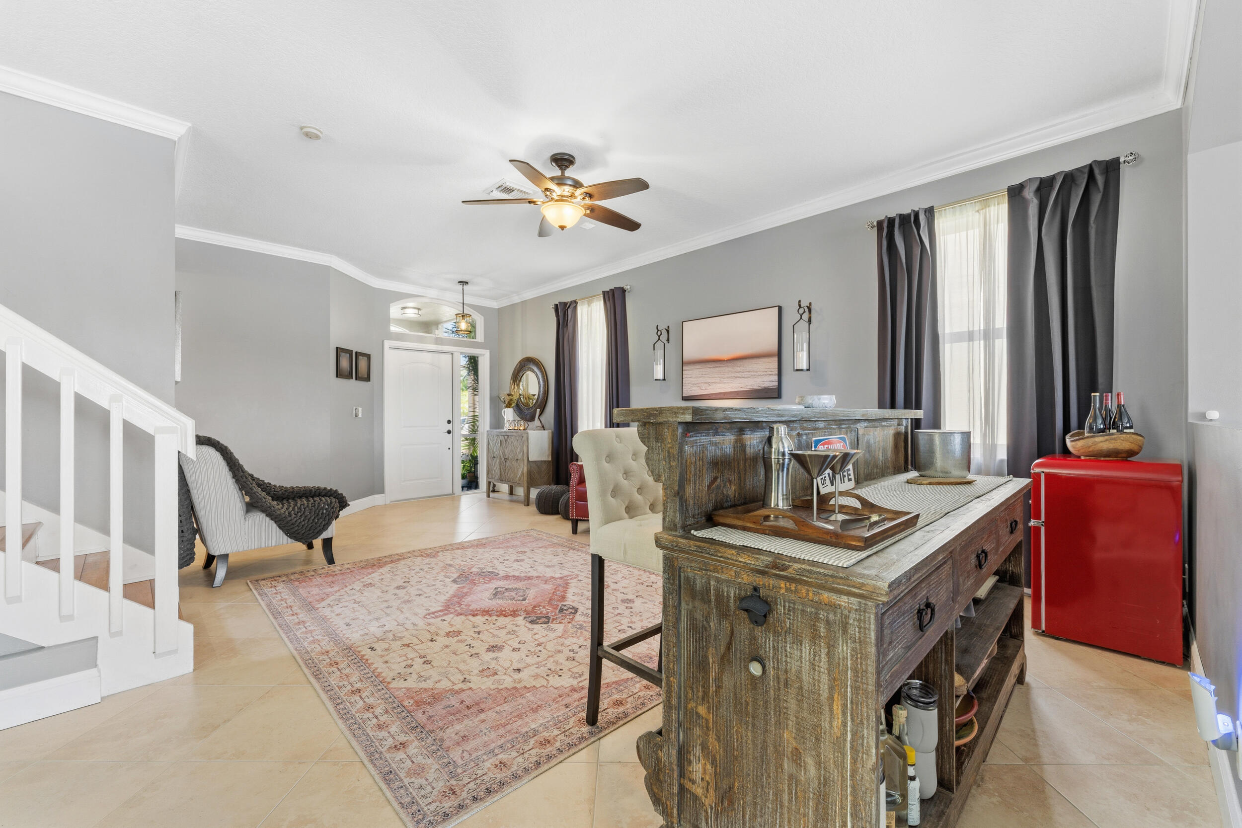 7960 La Rose Court