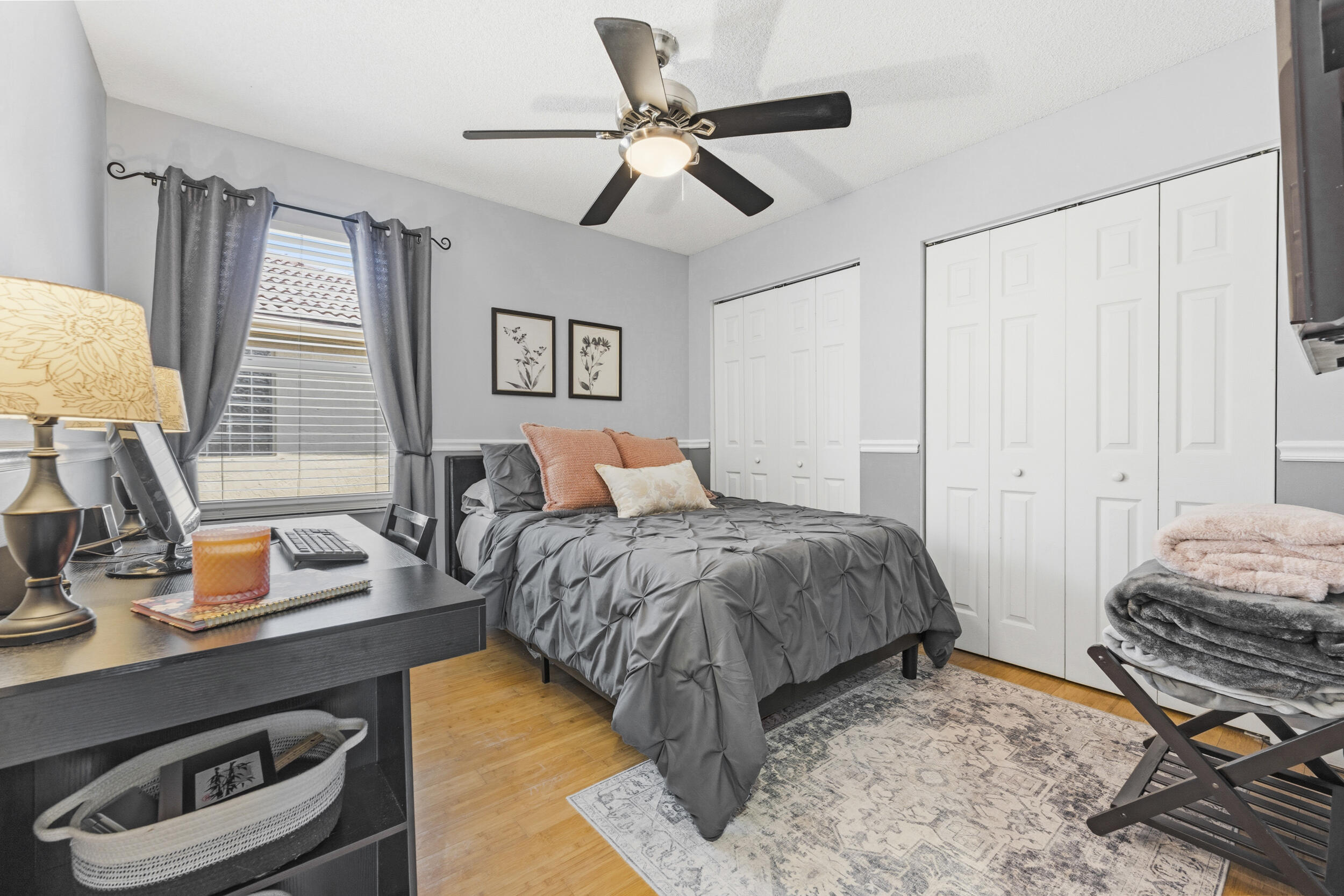 7960 La Rose Court