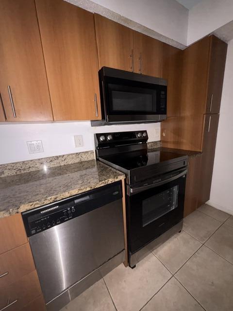 1000 Crystal Way F