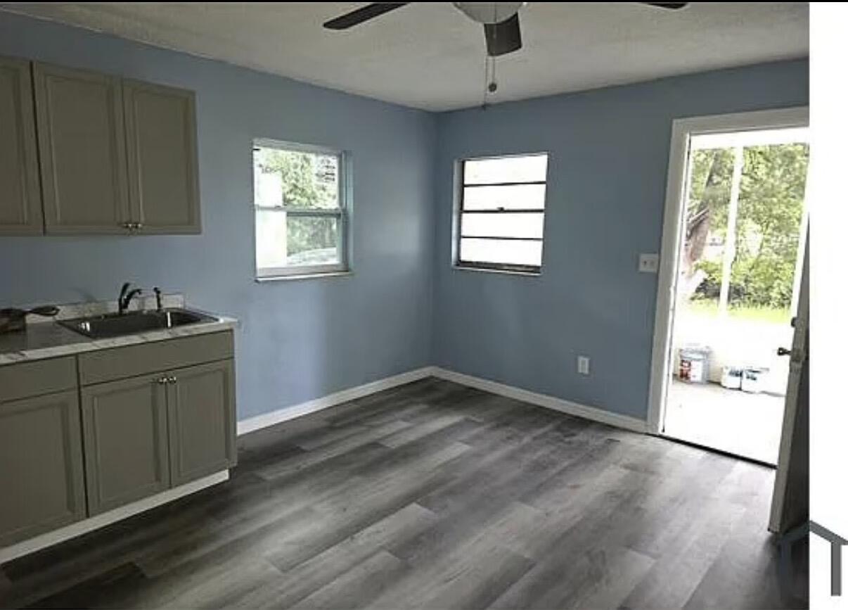 1132 W 27th Street