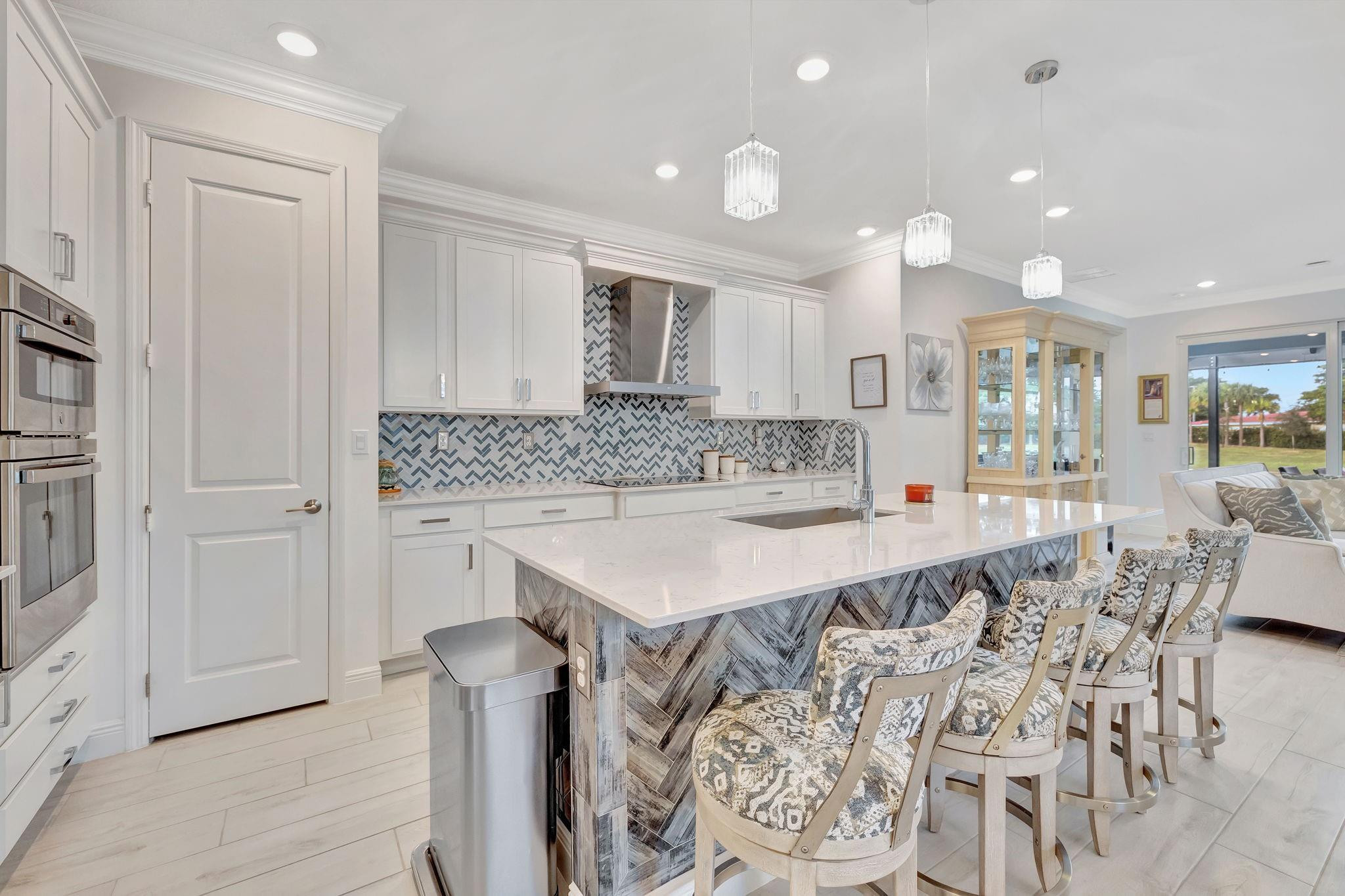 4284 Rosa Drive
