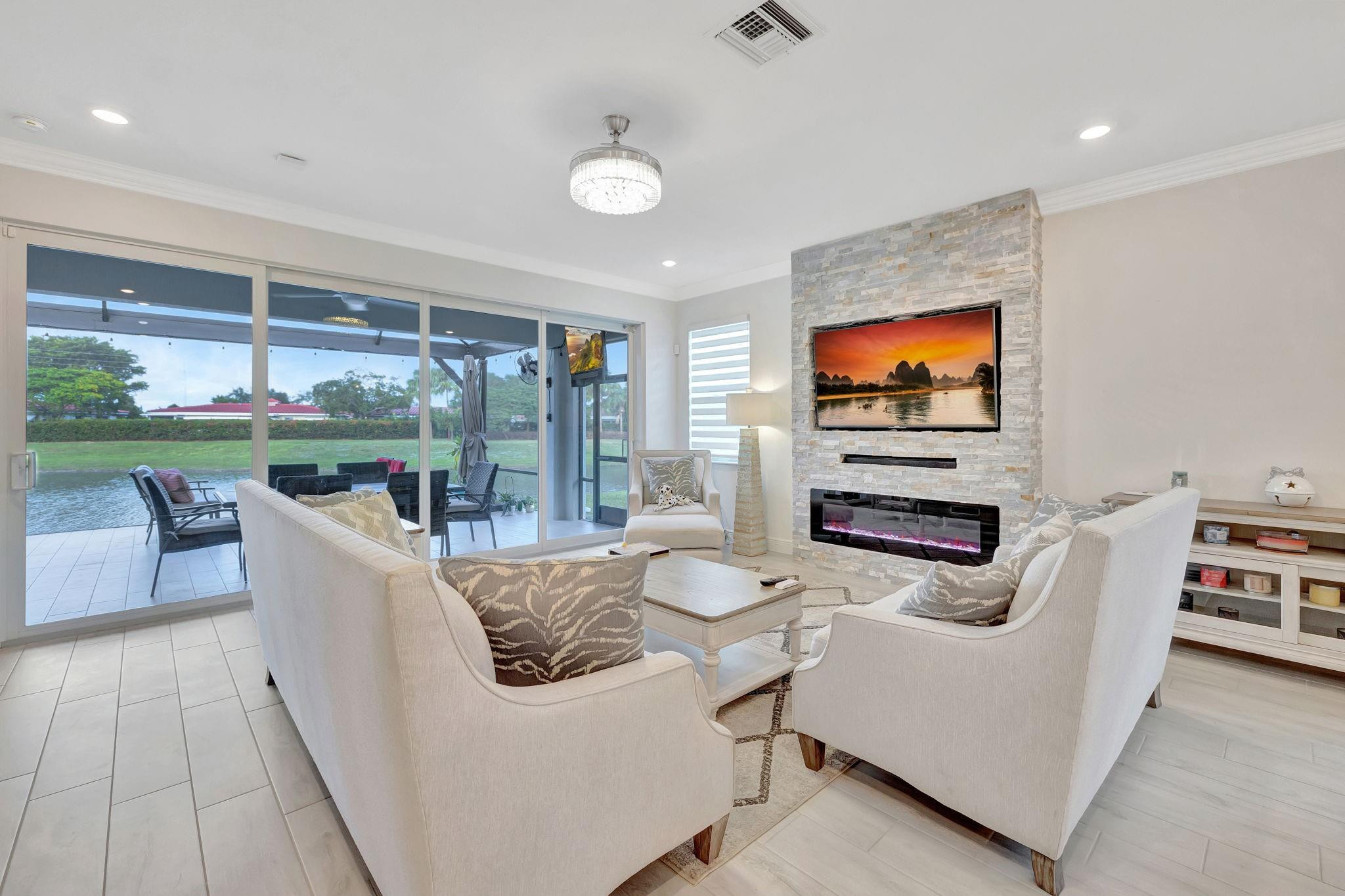 4284 Rosa Drive