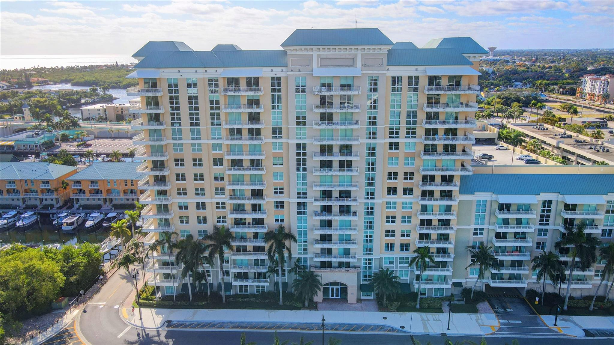 700 E Boynton Beach Boulevard Unit: 706
