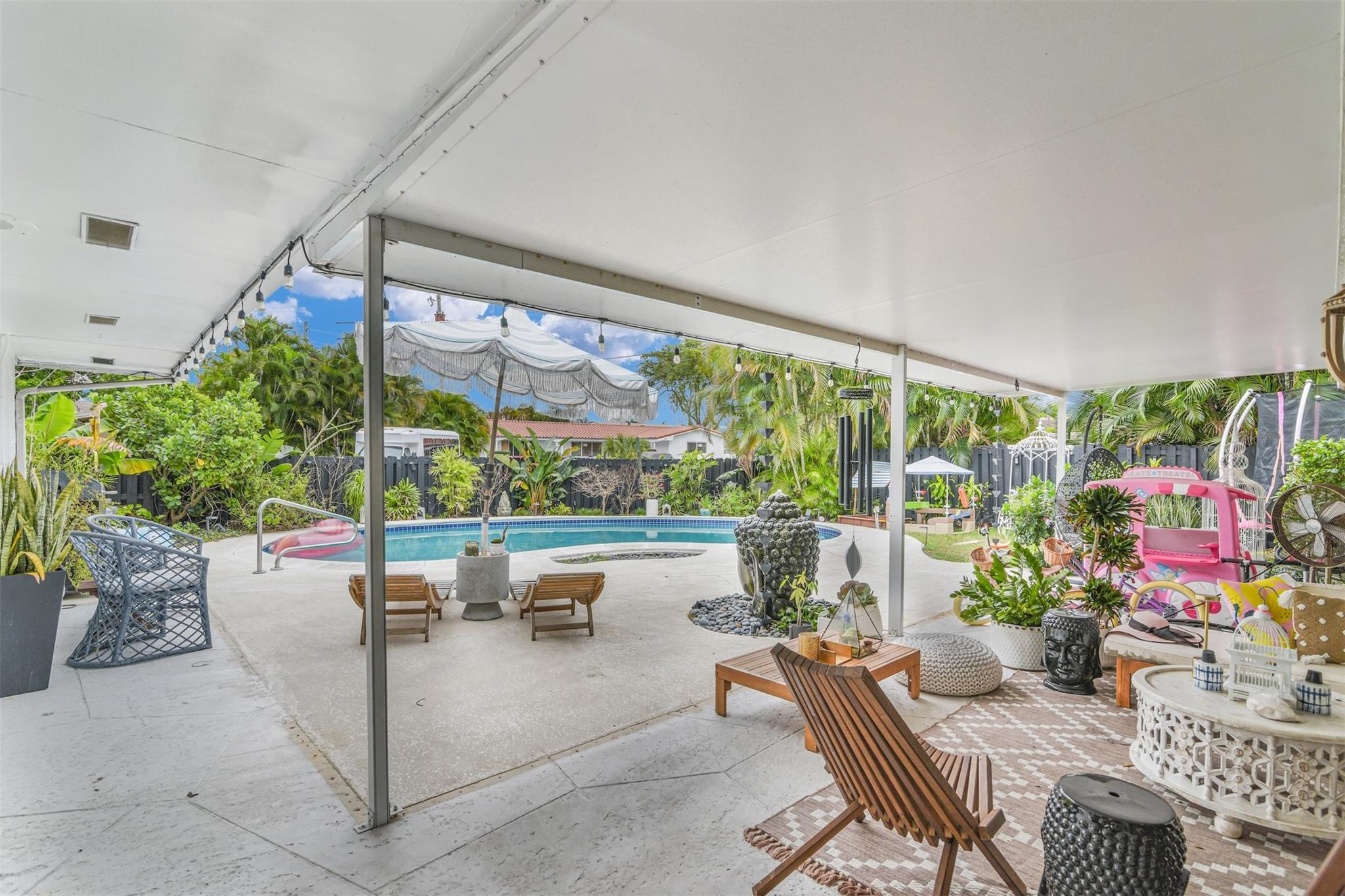 100 SW 17th Street
