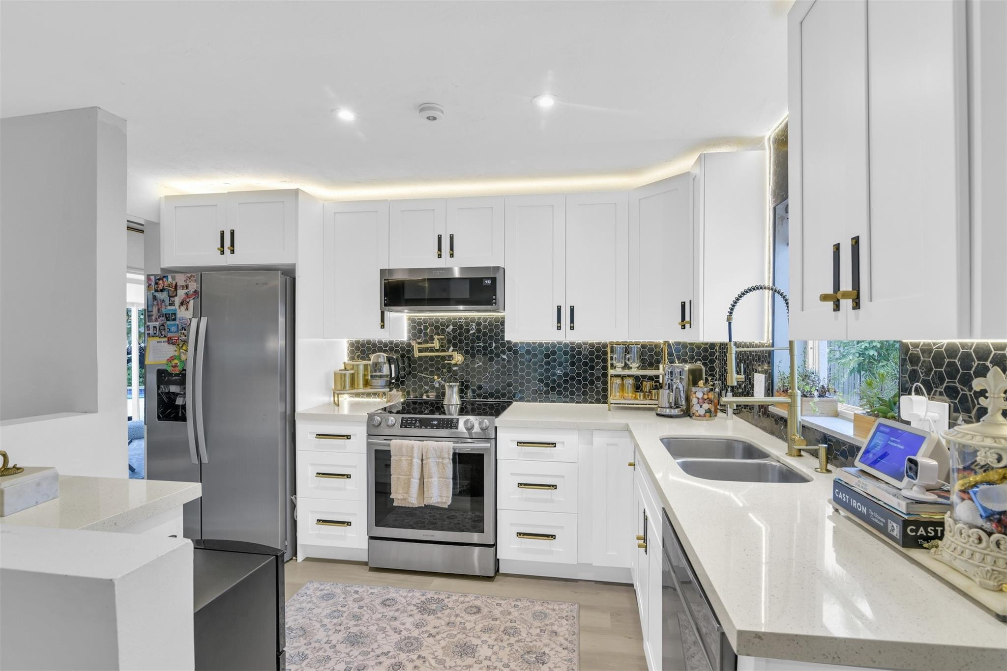 100 SW 17th Street