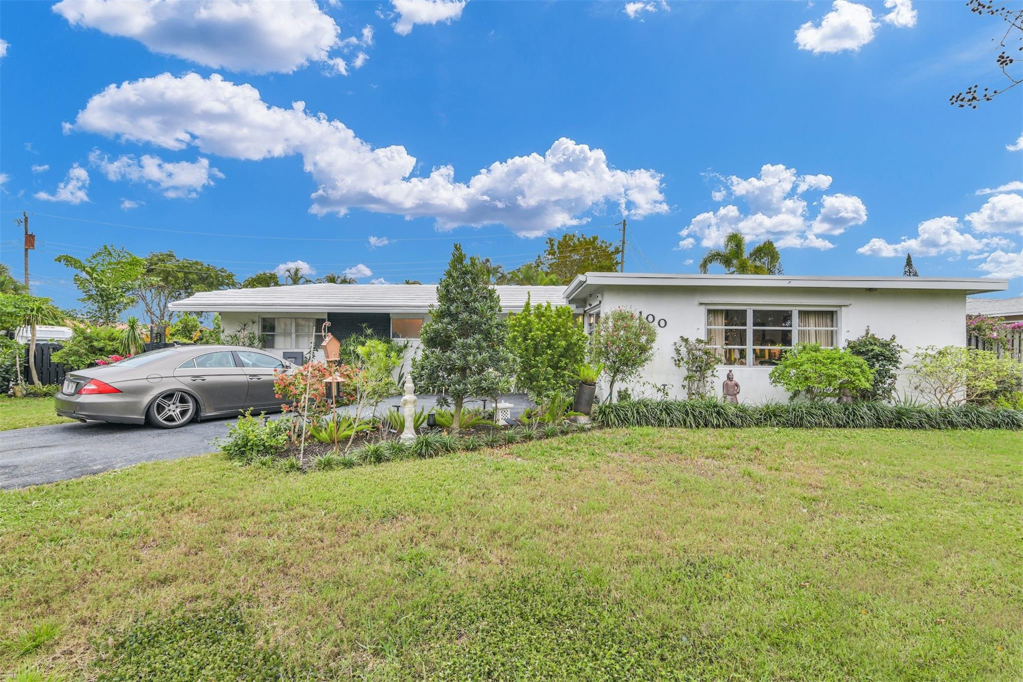 100 SW 17th Street