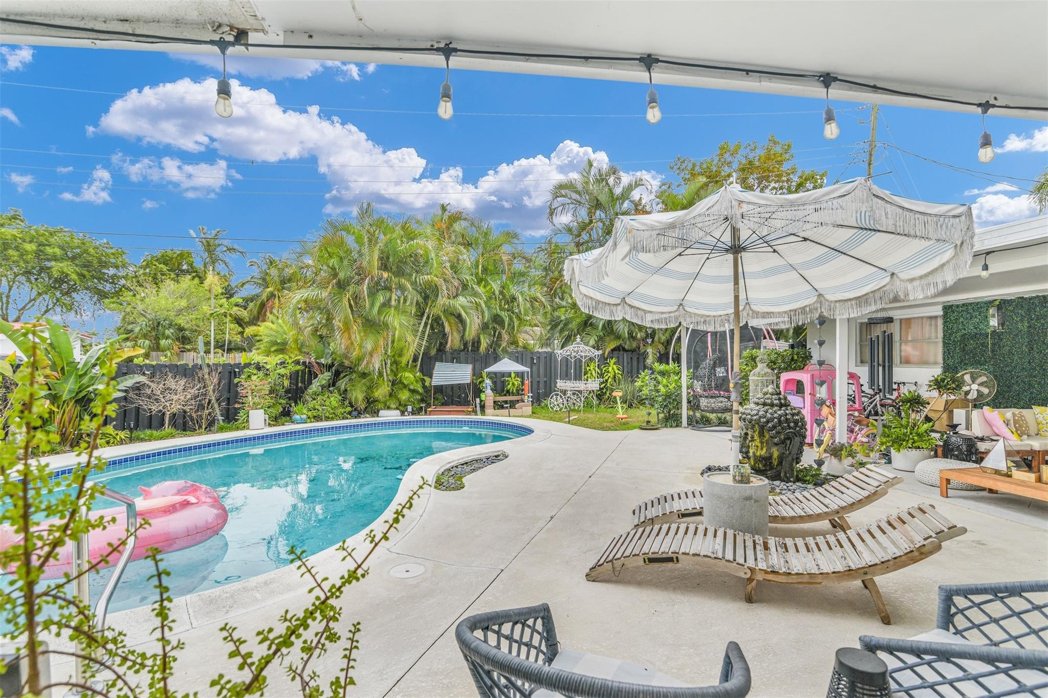 100 SW 17th Street