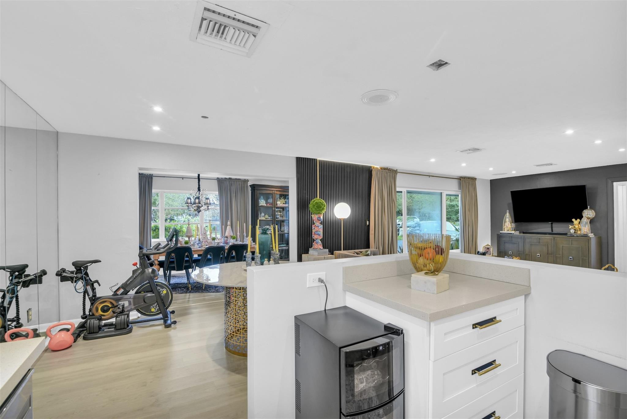 100 SW 17th Street