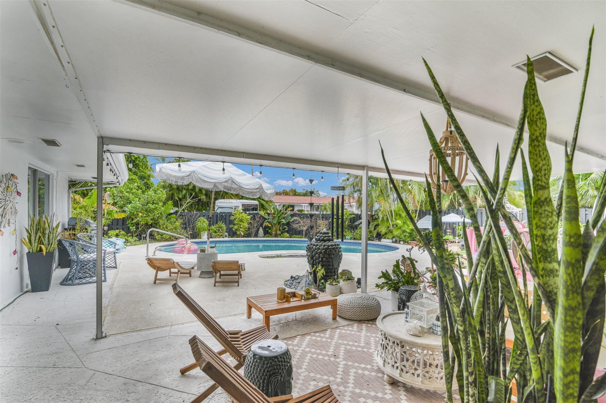 100 SW 17th Street