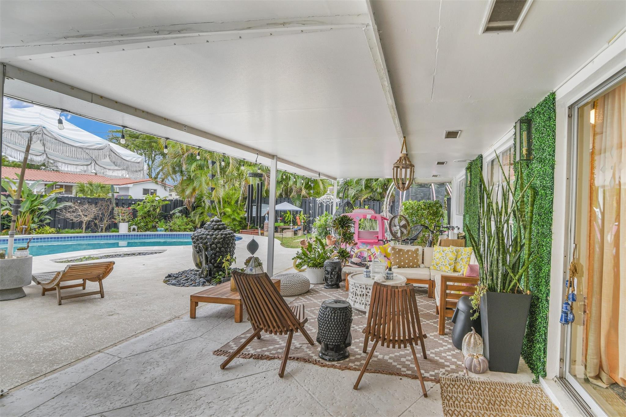 100 SW 17th Street