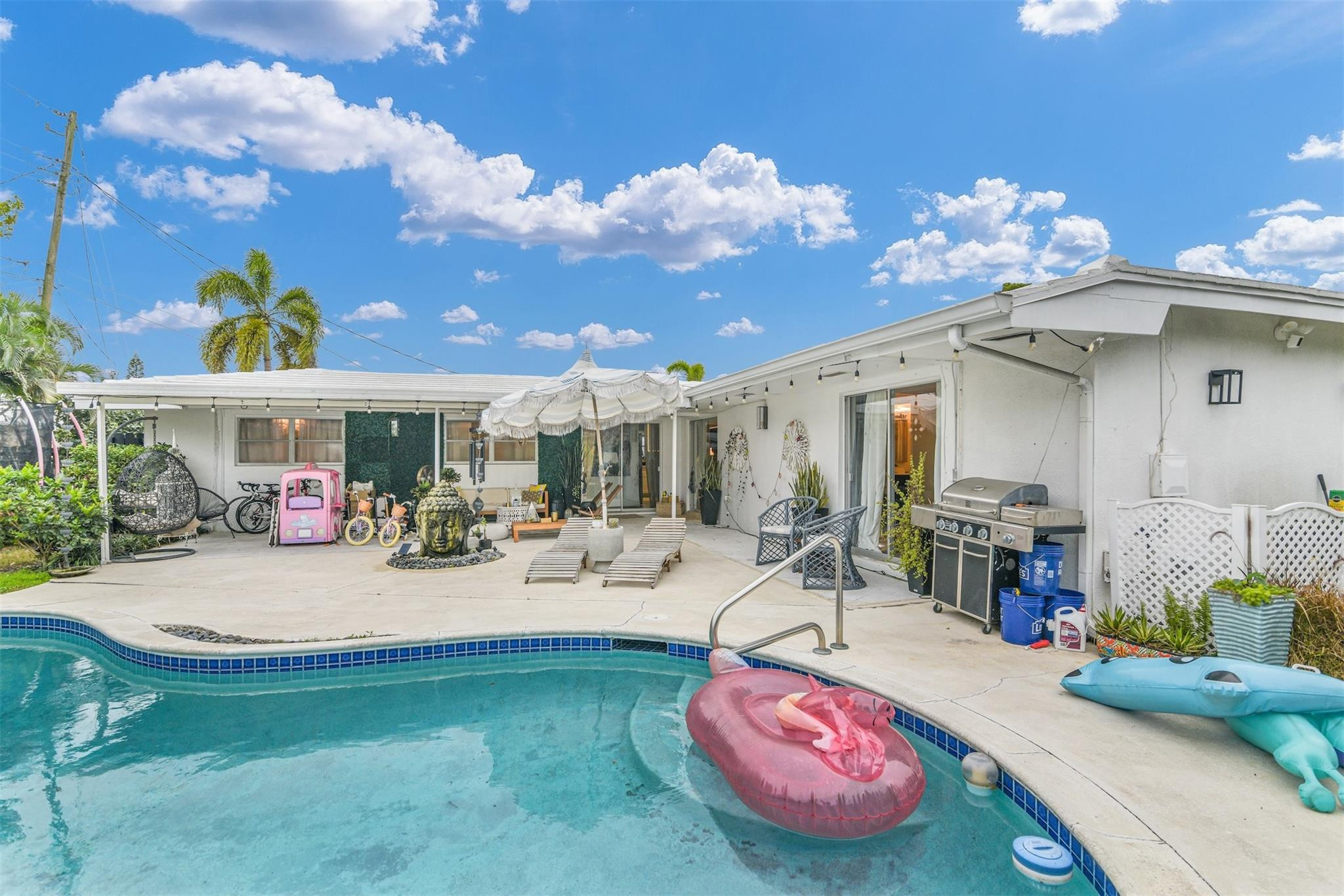100 SW 17th Street