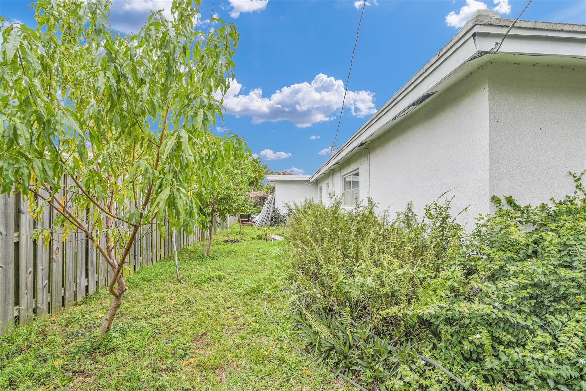 100 SW 17th Street
