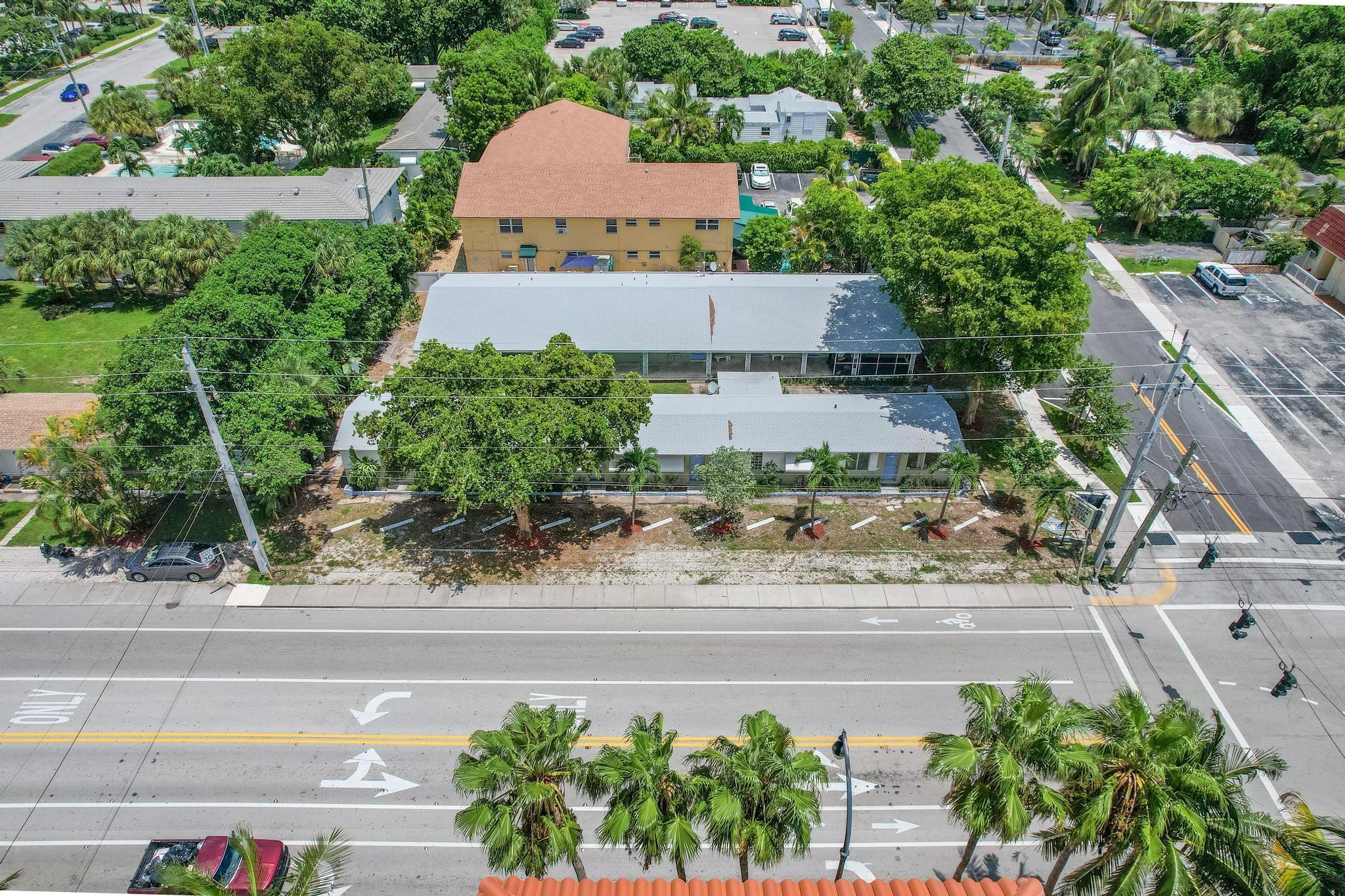 10 NE 20th Avenue