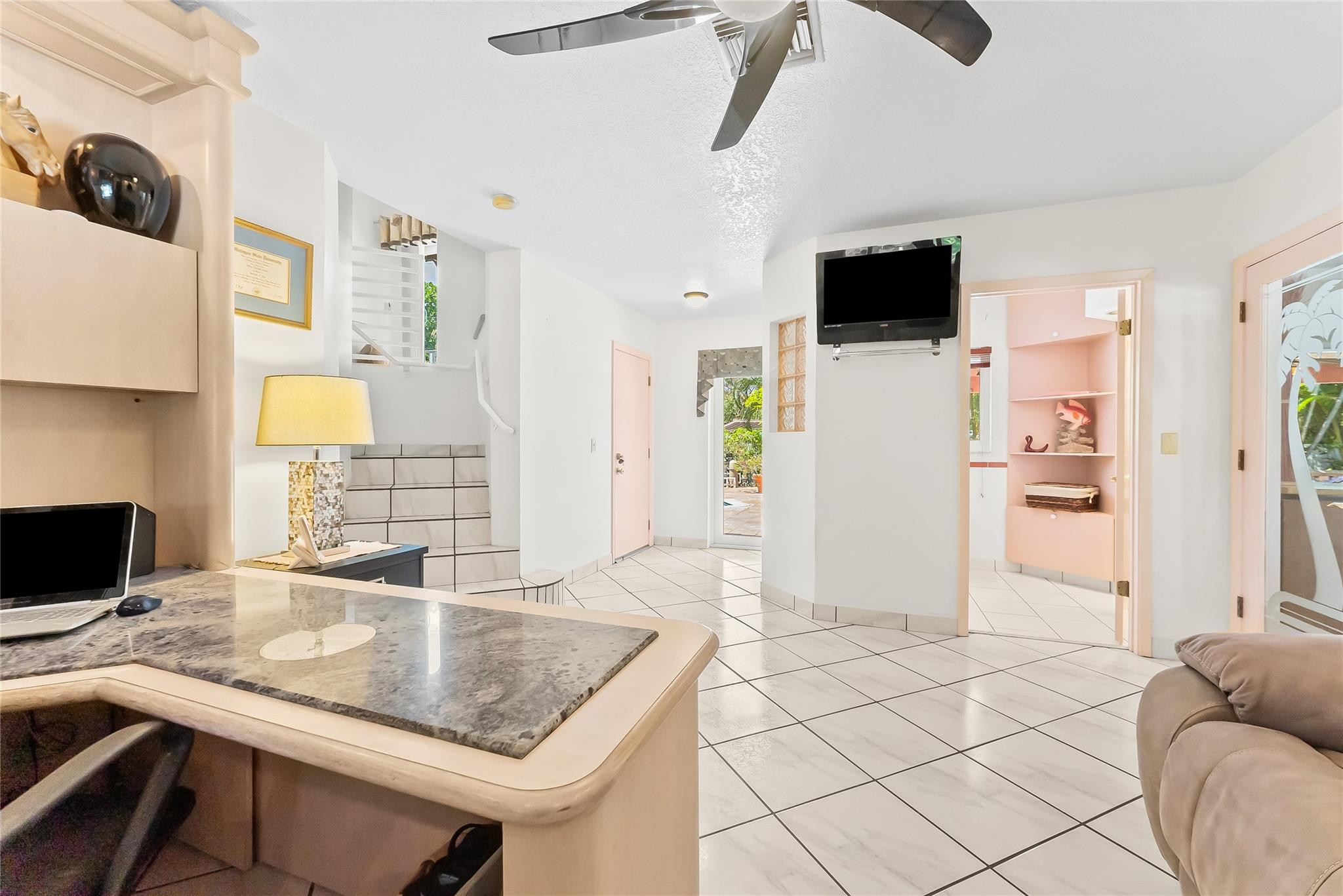 3401 Leigh Road