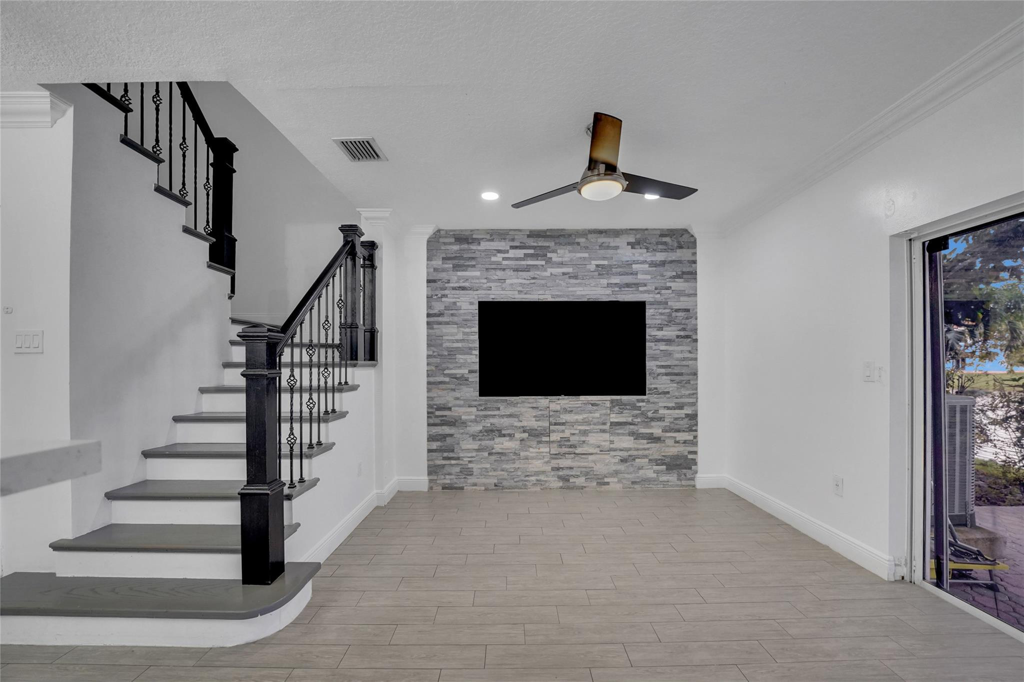 12925 SW 28th Court