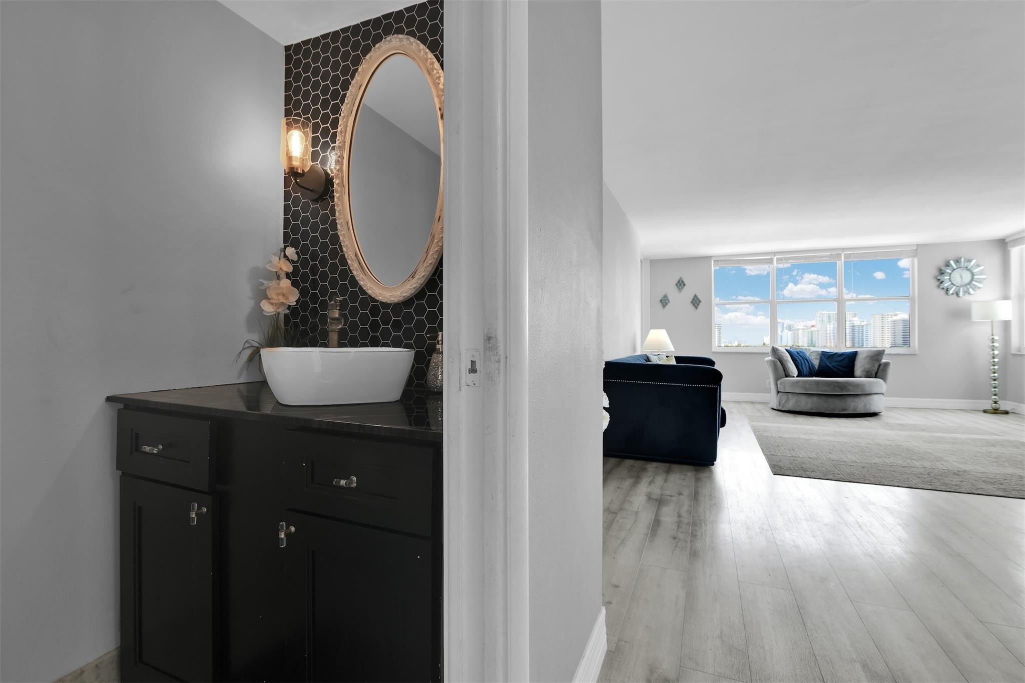 3015 N Ocean Boulevard 6E