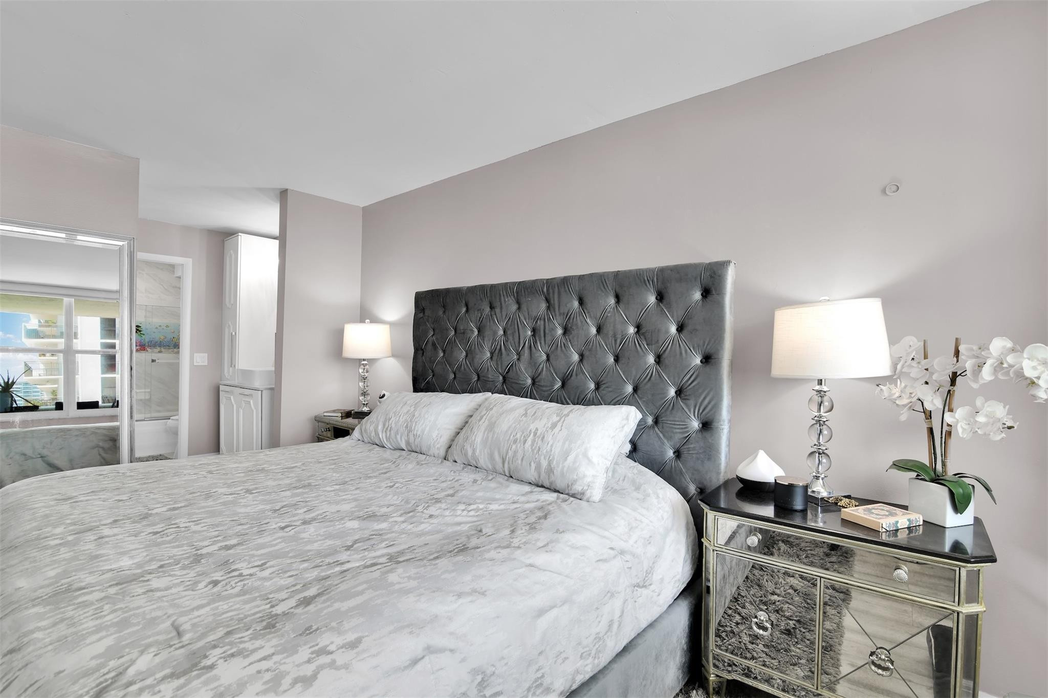 3015 N Ocean Boulevard 6E