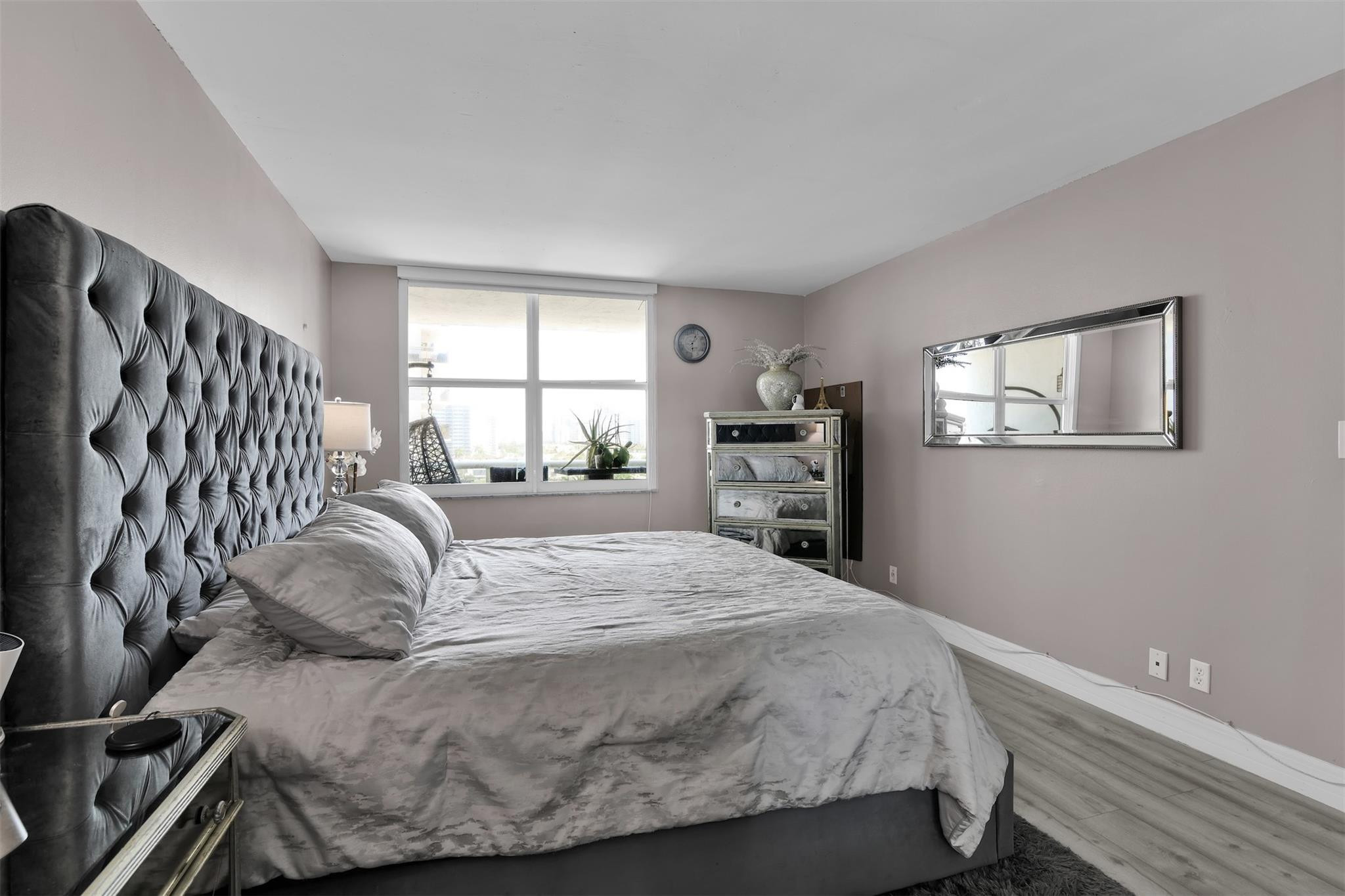 3015 N Ocean Boulevard 6E