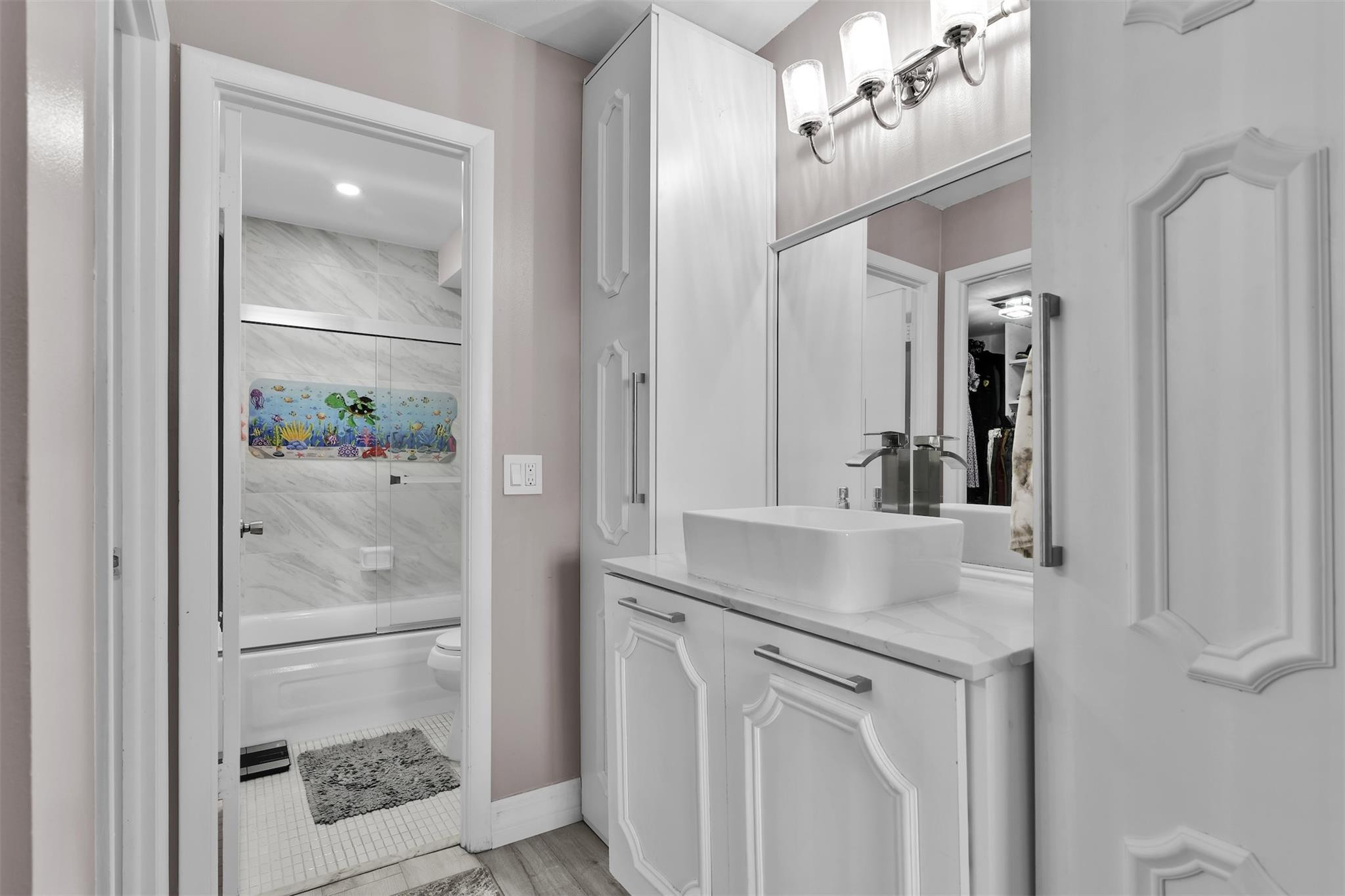 3015 N Ocean Boulevard 6E