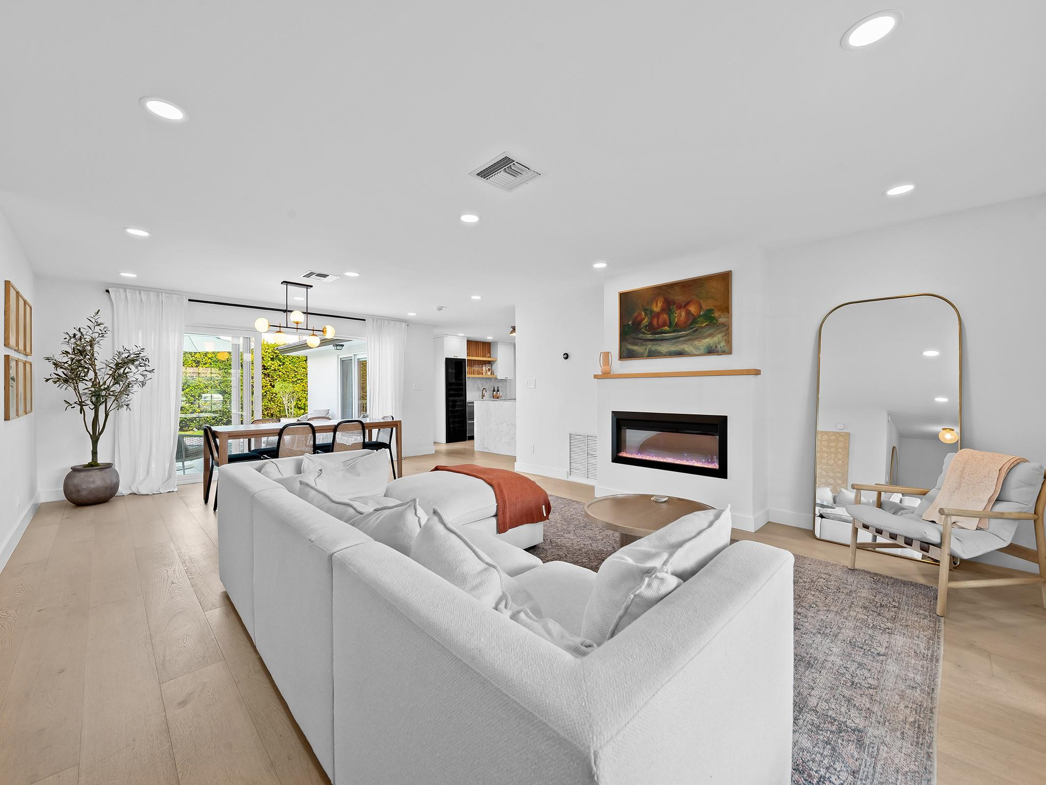 44 Fort Royal Island