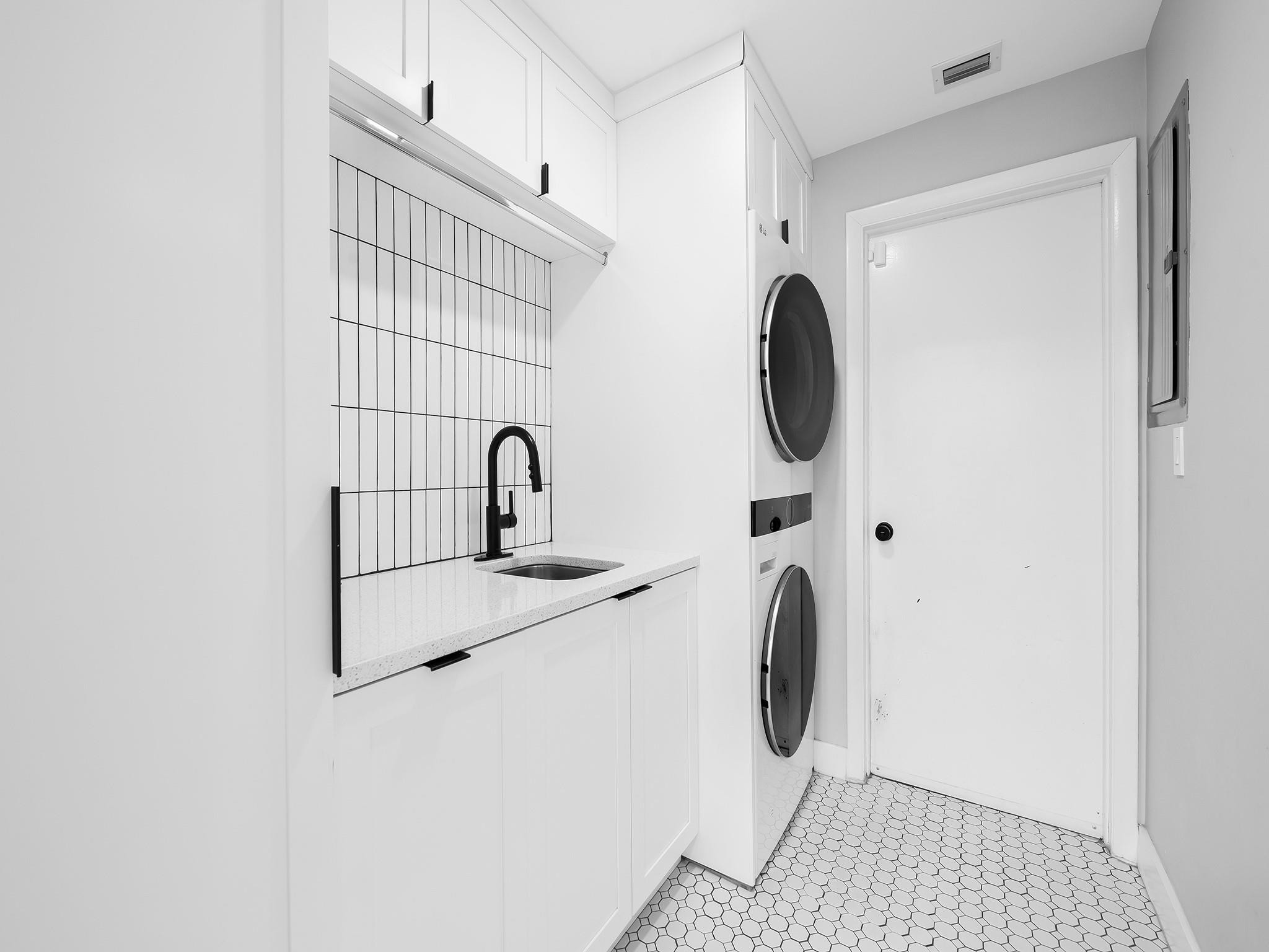 44 Fort Royal Island