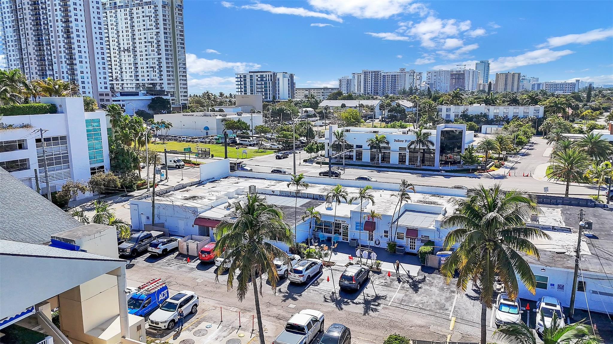 3165 E Atlantic Boulevard