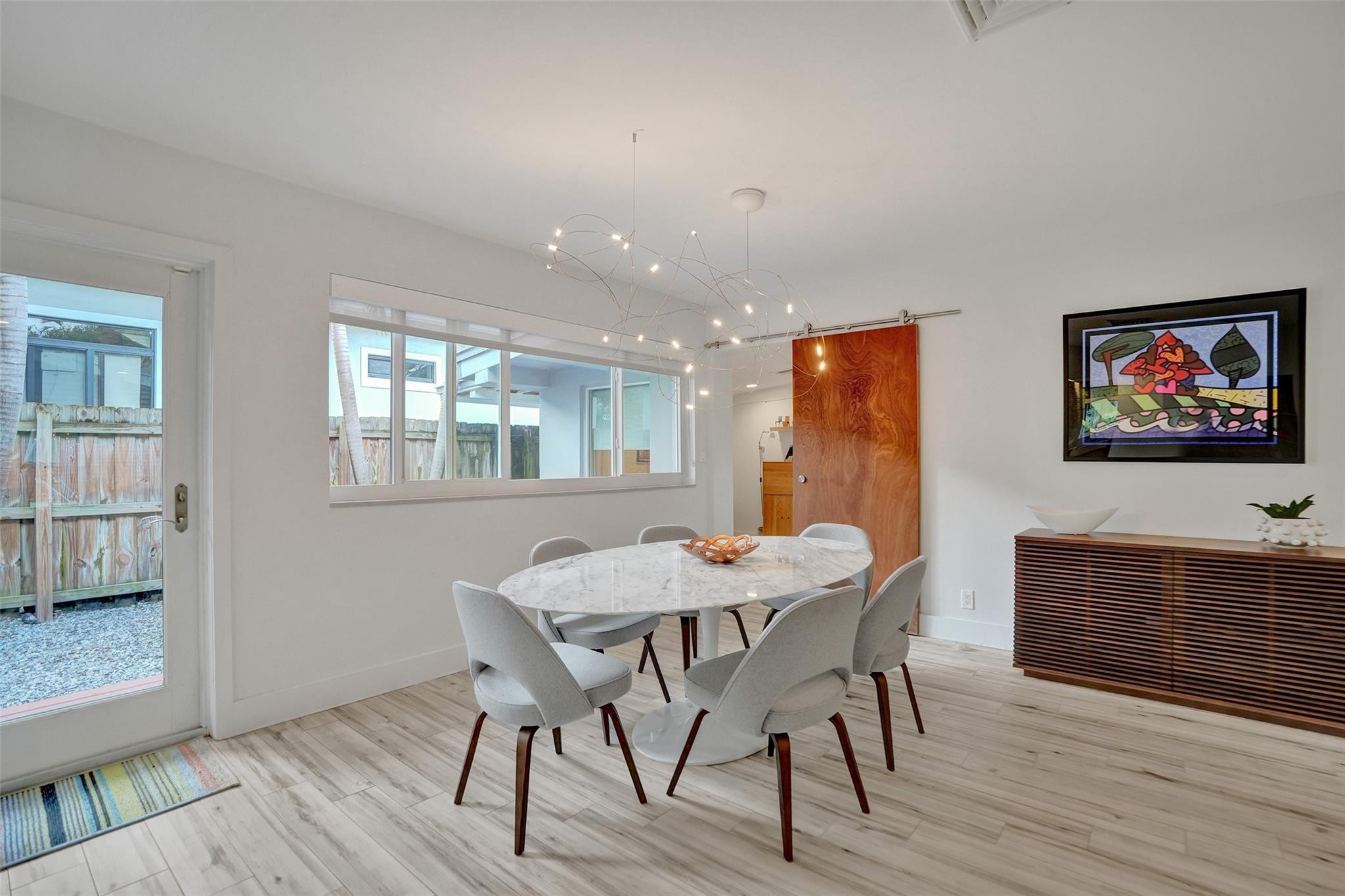 2111 N Ocean Boulevard